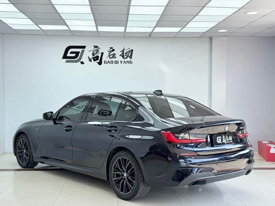 BMW 3 Series 2021 car image #29