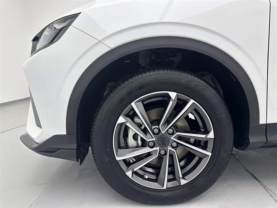 GEELY Coolray 2023 car image #29
