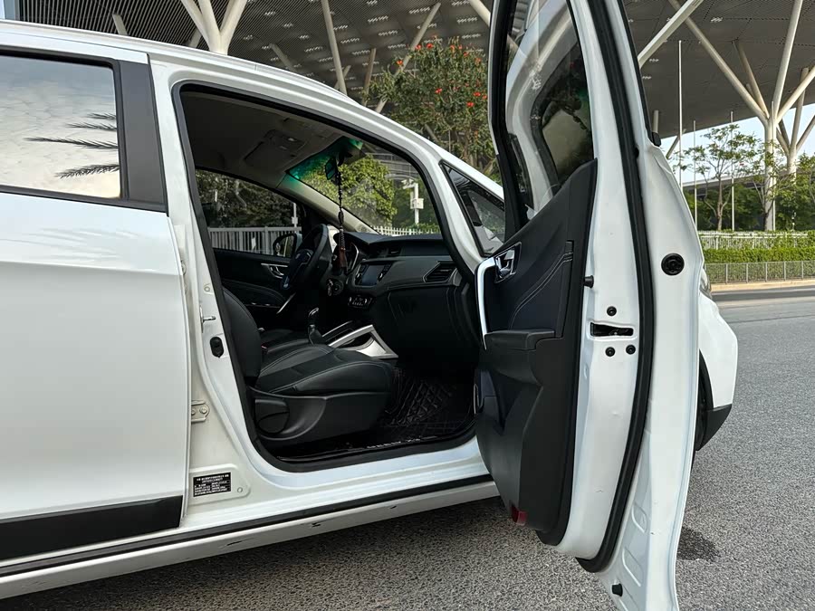 GEELY Vision X3 2018 image de voiture #29