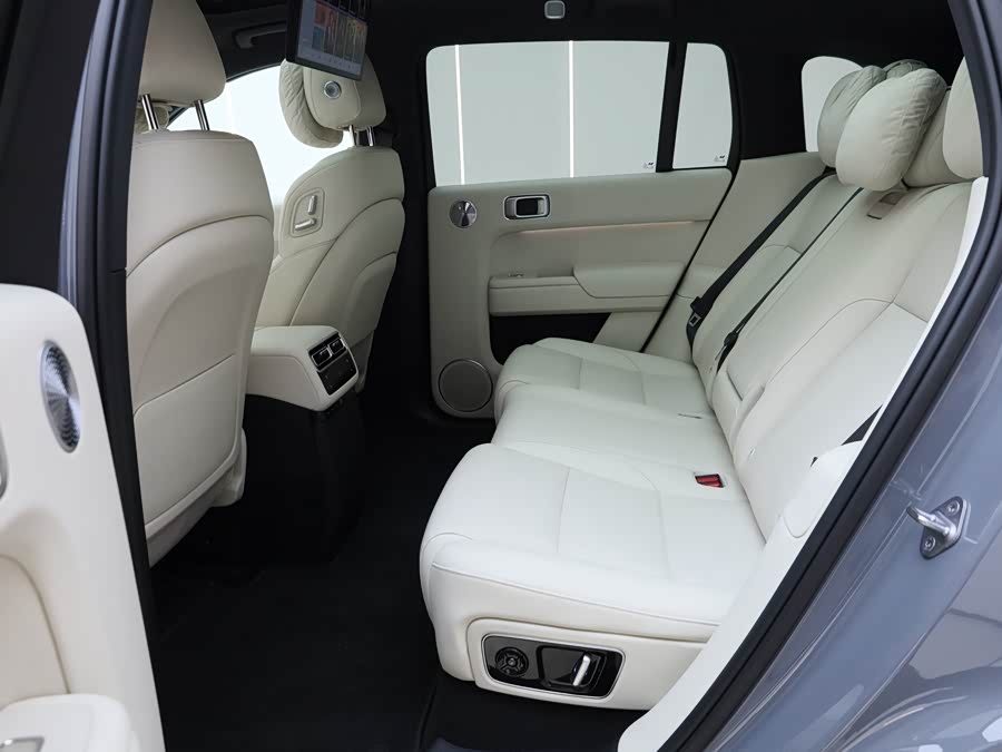 Li L7 2025 image de voiture #29