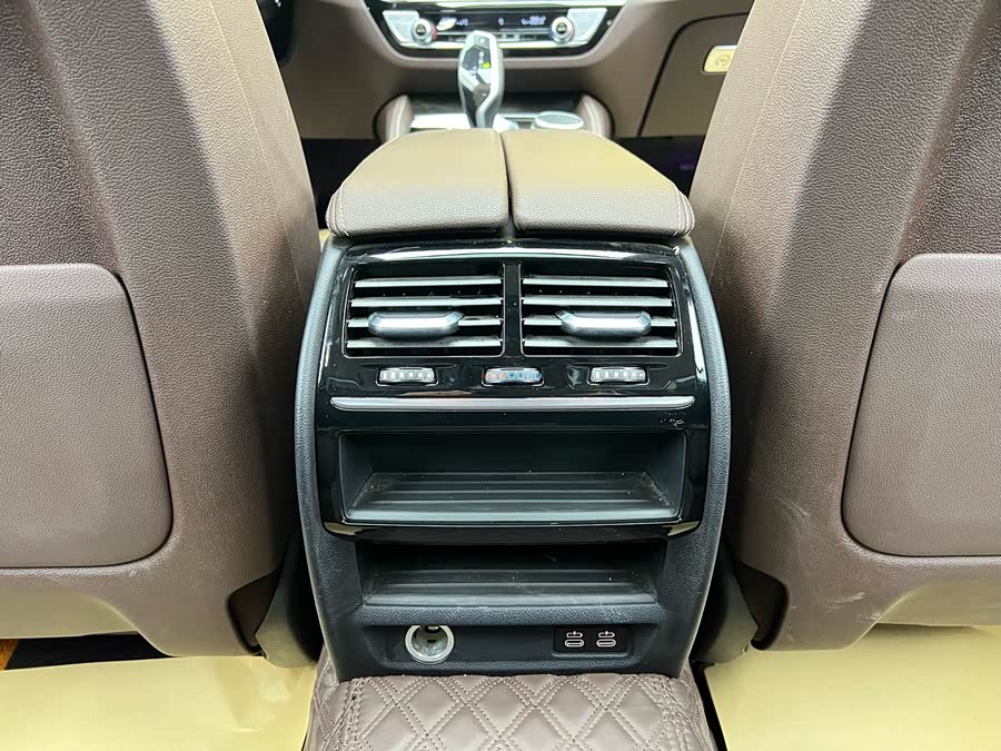 BMW 5 Series 2021 car image #29