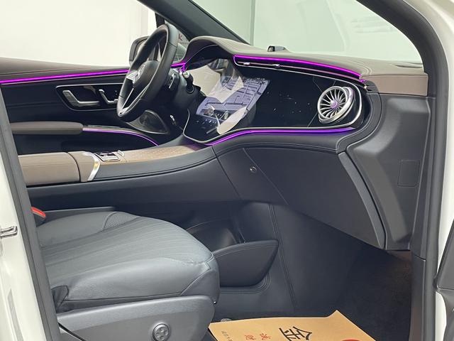 Mercedes-Benz EQS SUV 2025 car image #29