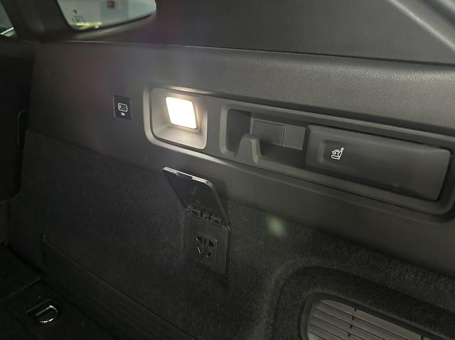 哪吒汽车 哪吒S猎装 2024 #29 哪吒汽车 哪吒S猎装 2024 汽车图片 #29