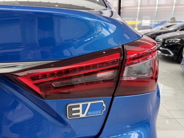 Changan Eado EV 2019 car image #29