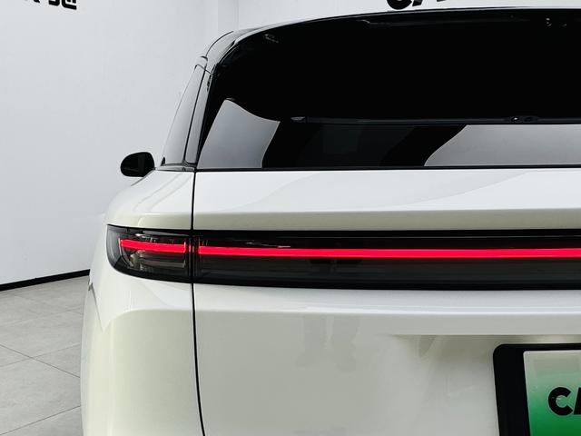 理想汽车 理想i6 2025 汽车图片 #29