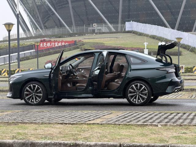 Chery Arrizo 8 2023 صورة سيارة #29