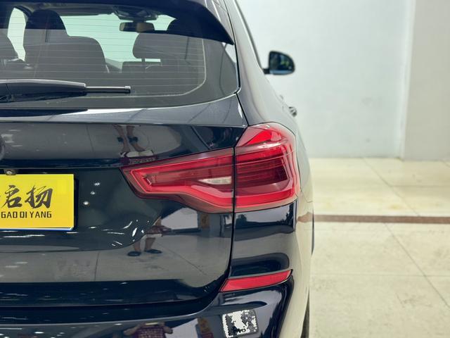 BMW X3 2020 immagine di auto #29