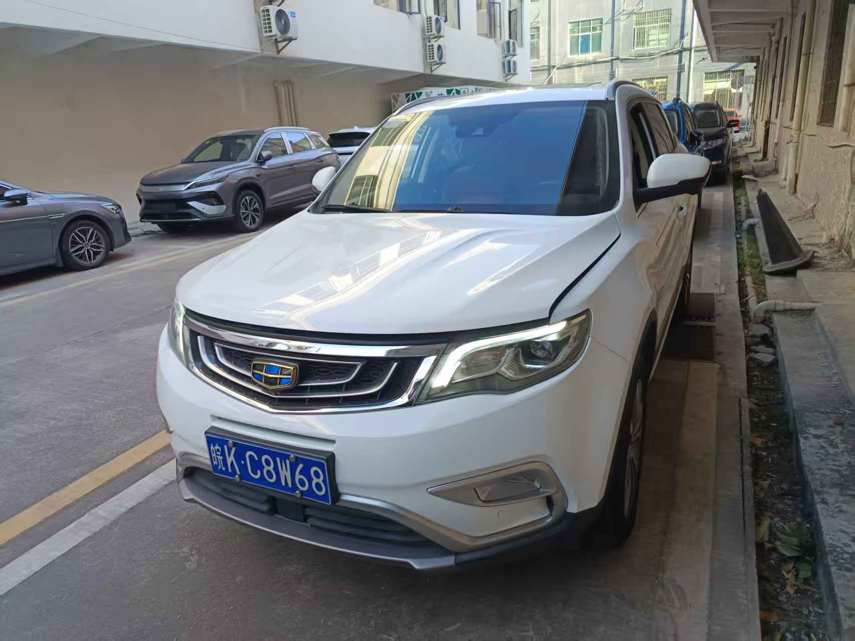 GEELY Boyue 2017 immagine di auto #29