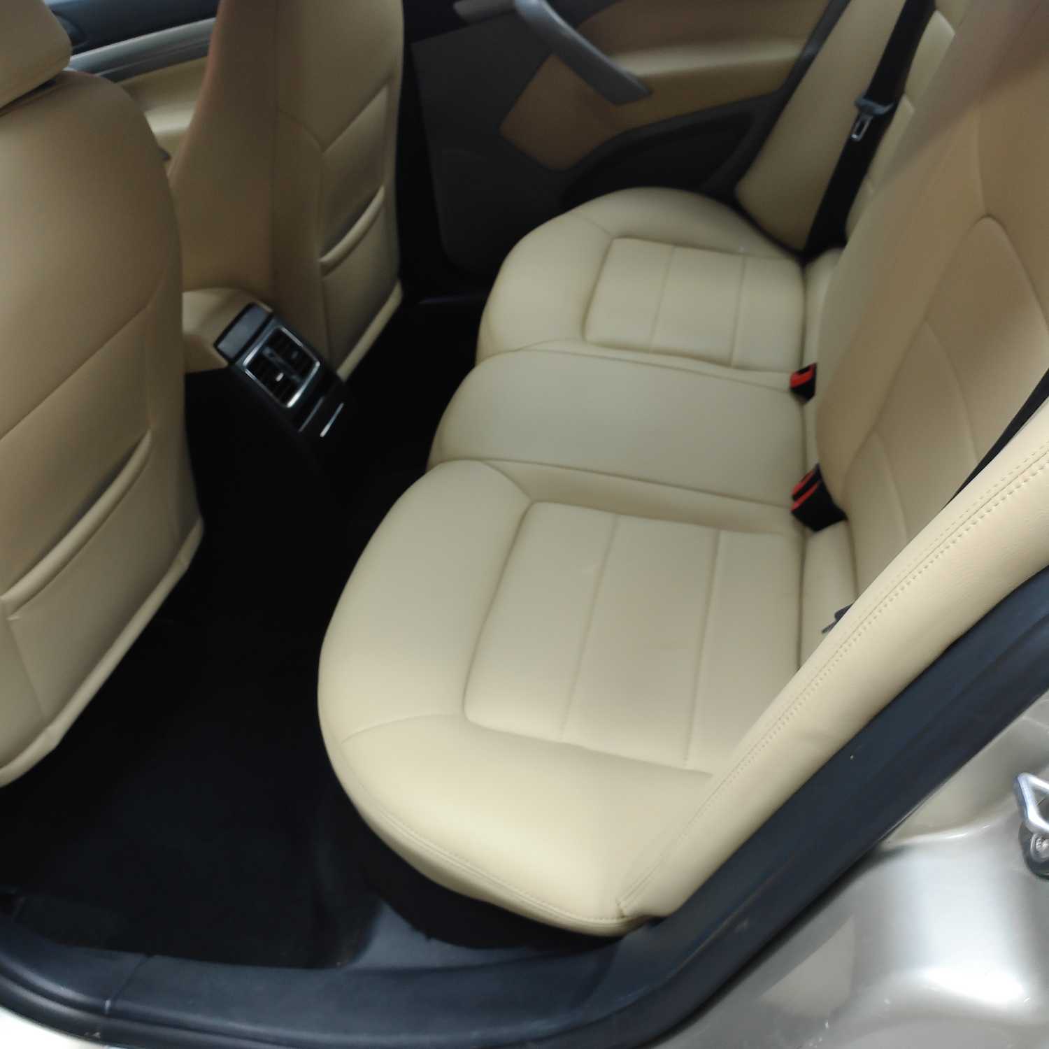 Skoda Octavia 2013 car image #29