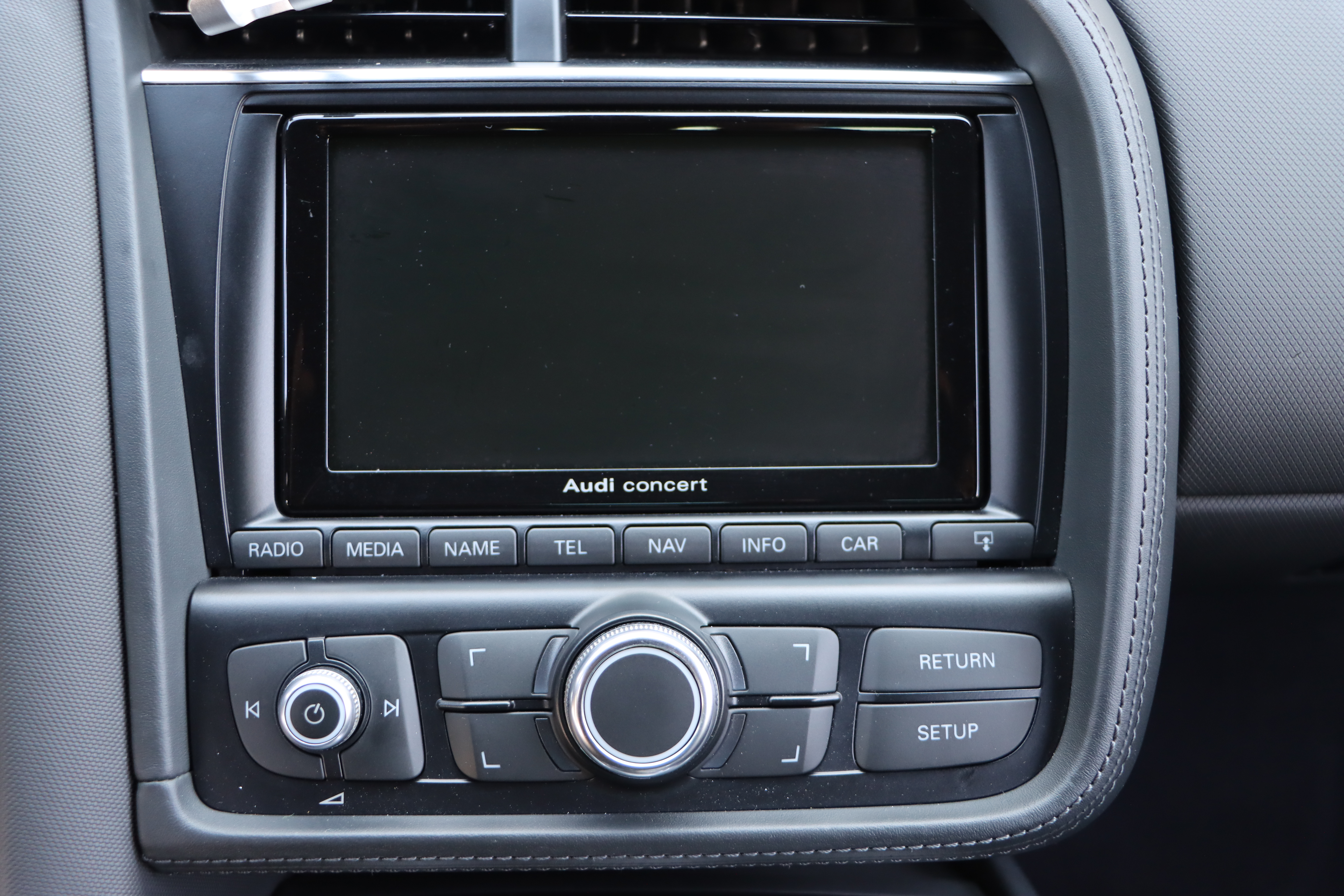 Audi R8 2016 car image #29