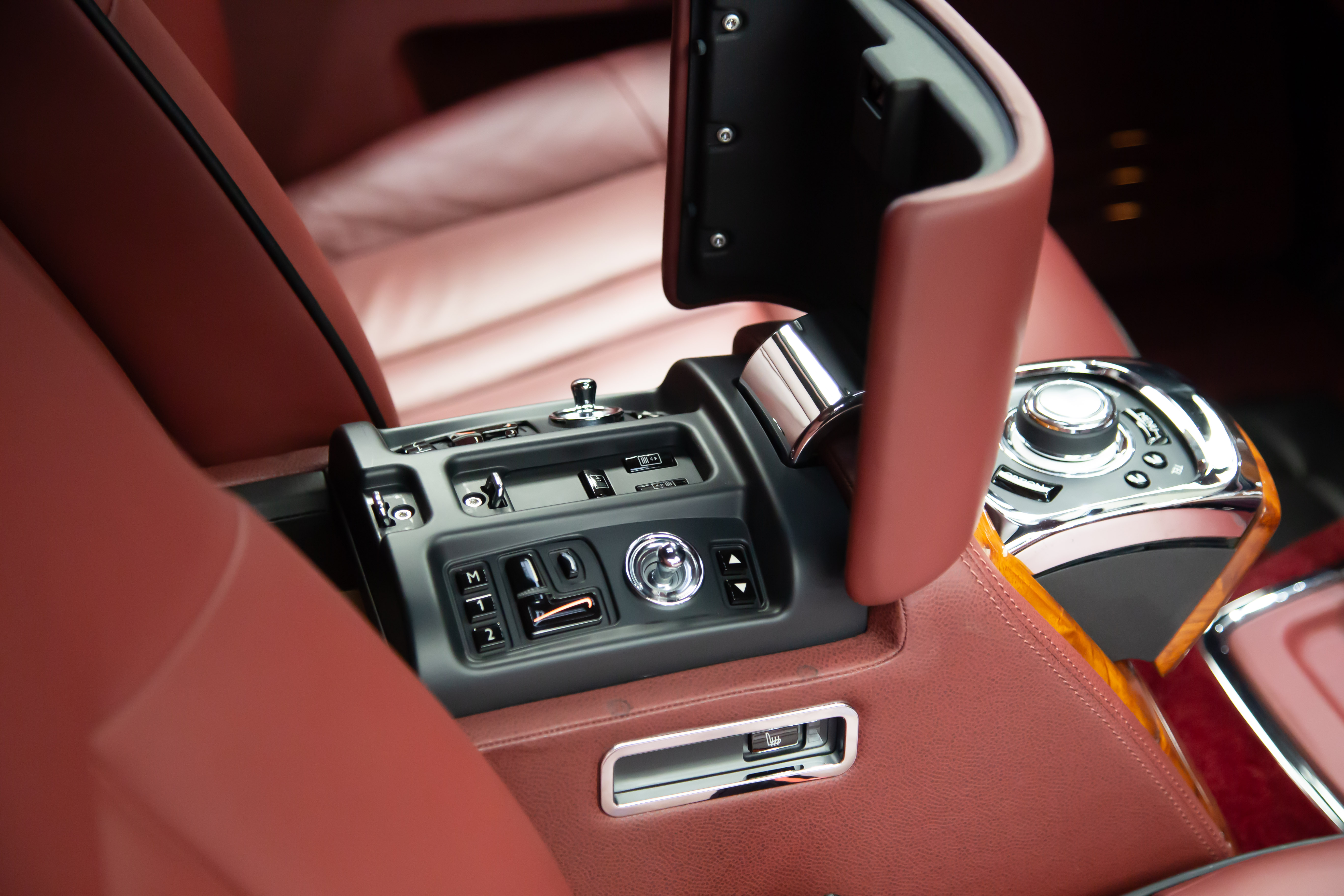 劳斯莱斯 幻影 2014 汽车图片 #29