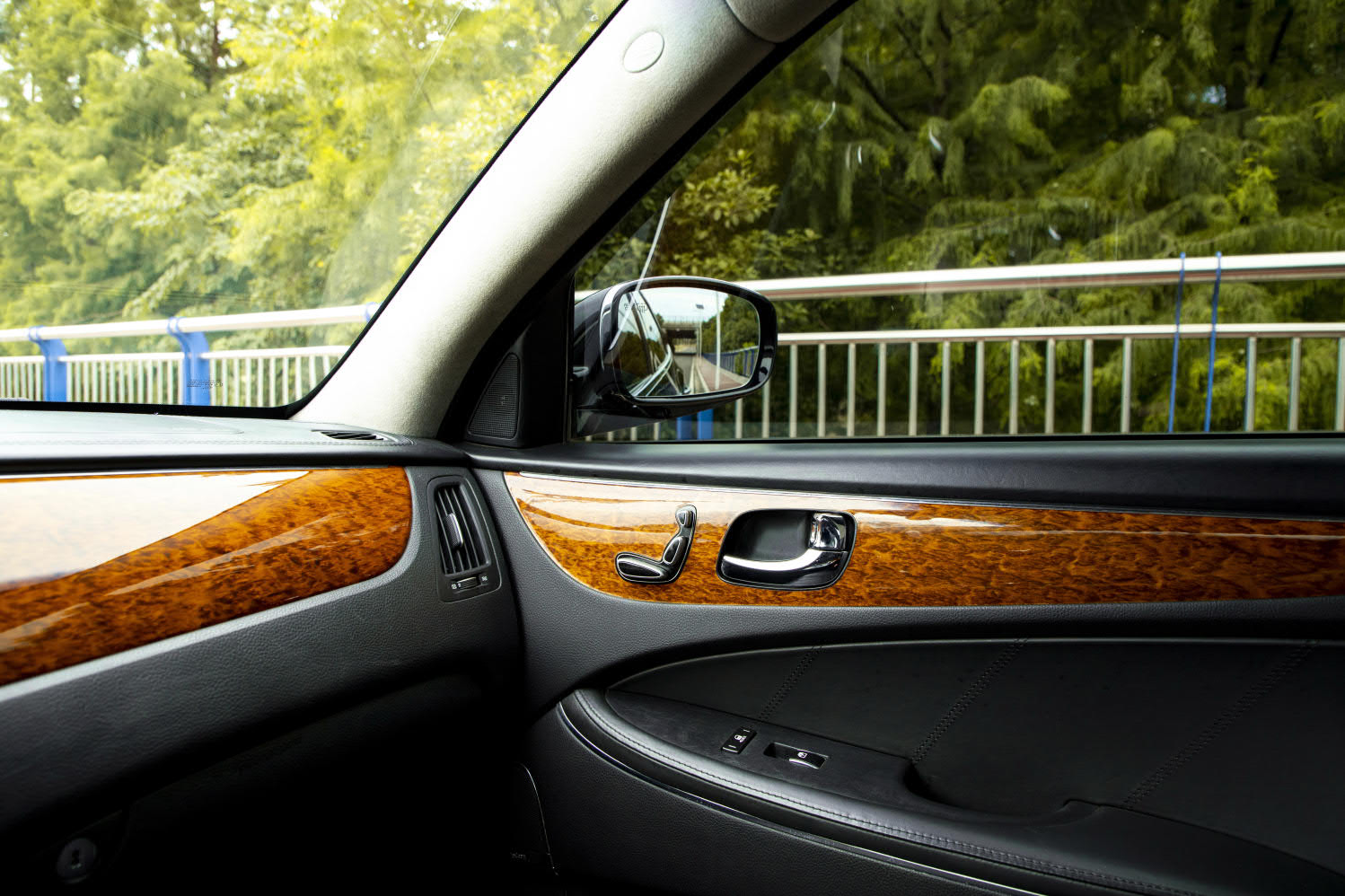 Hyundai Equus 2012 صورة سيارة #29