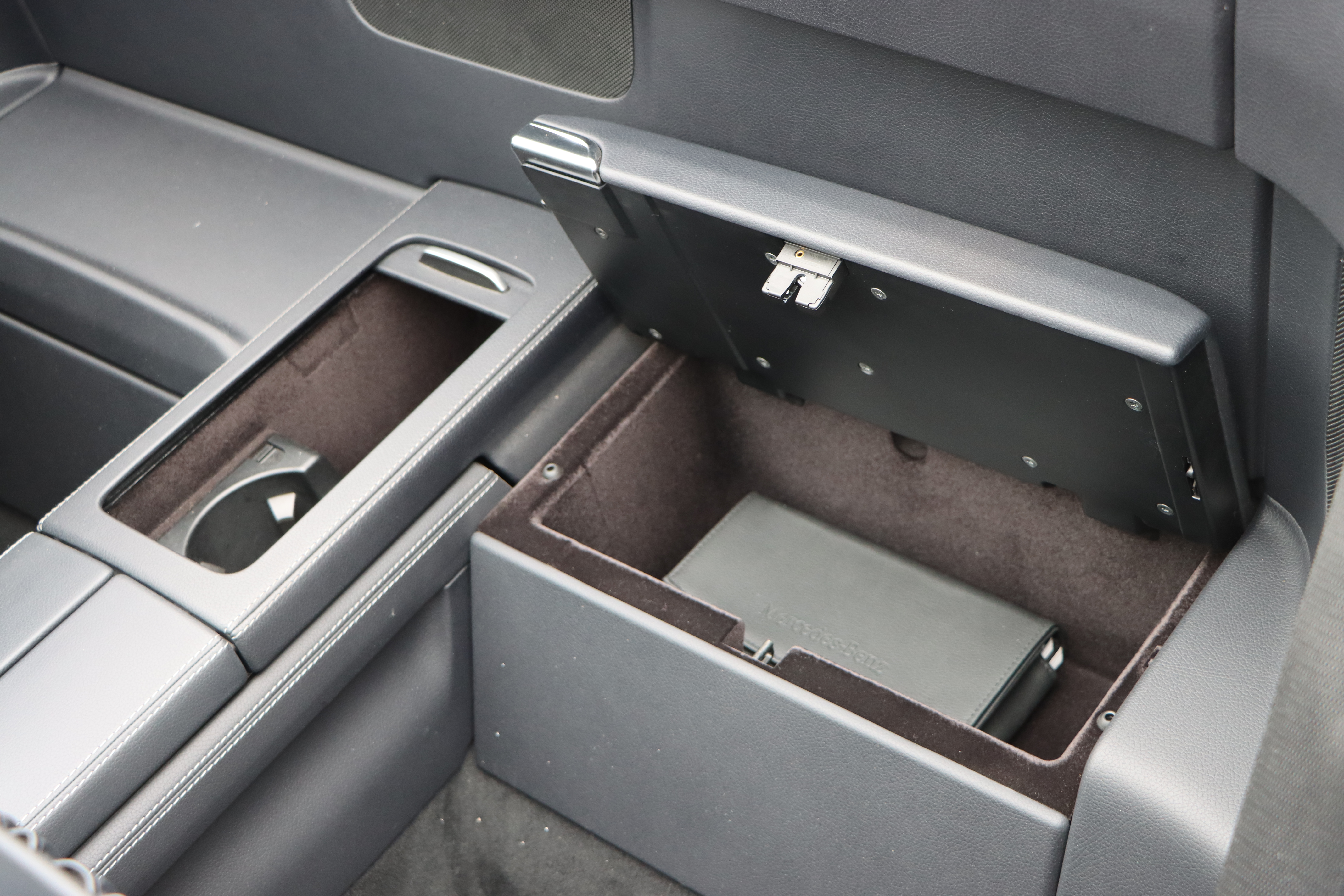 Mercedes-Benz SL Class 2019 car image #29