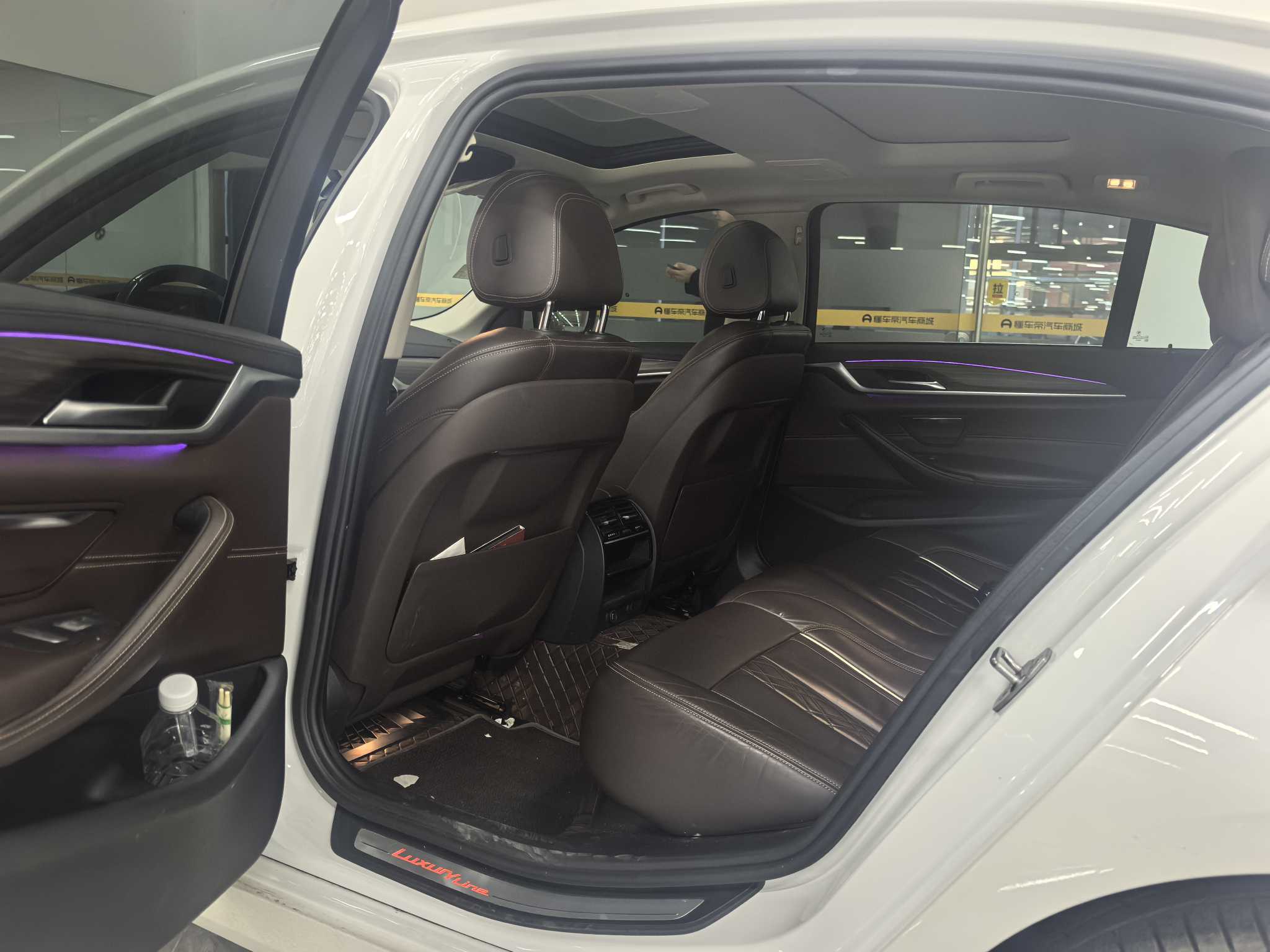 BMW 5 Series 2019 #29 BMW 5 Series 2019 car image #29