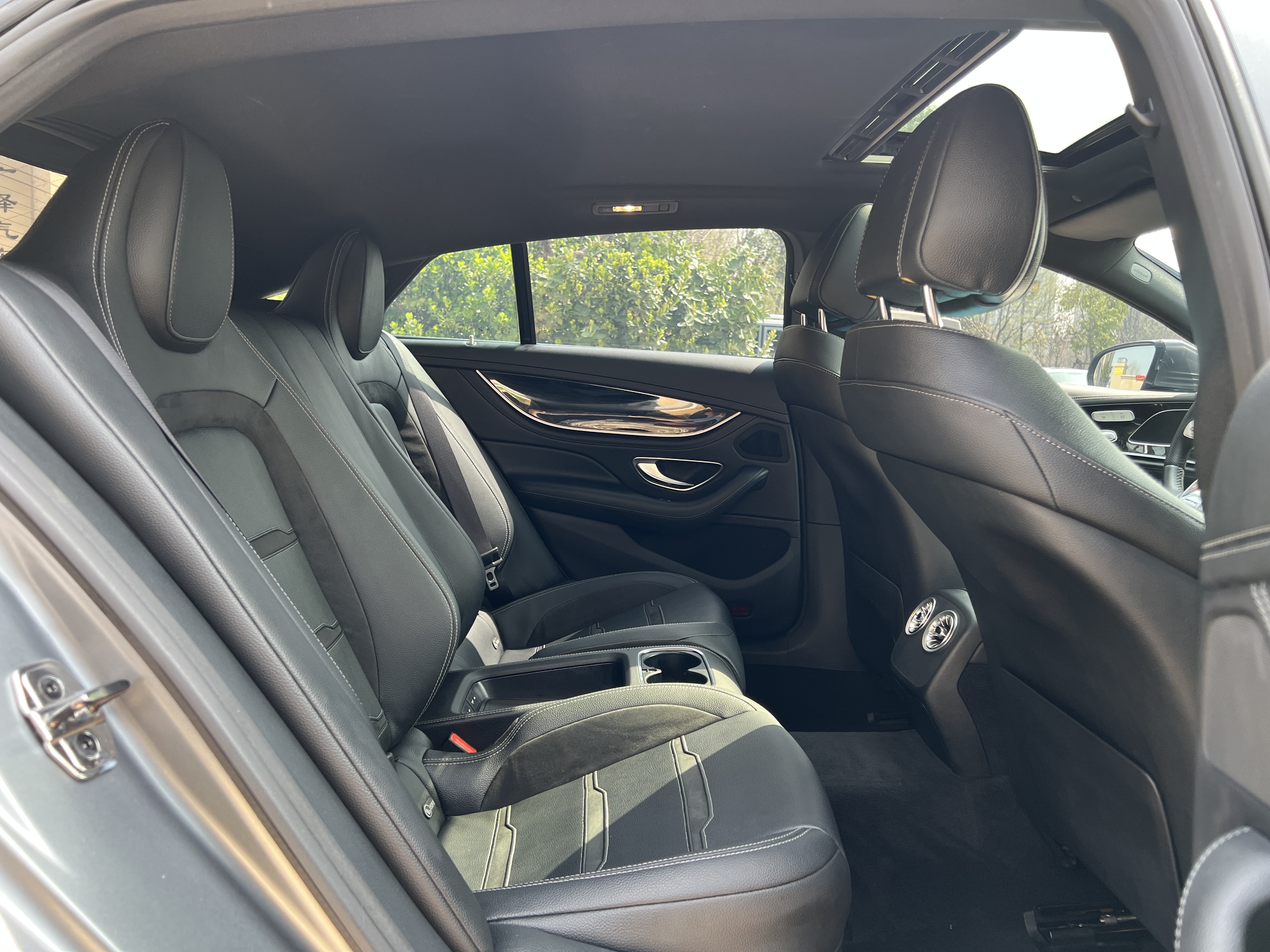 Mercedes-Benz AMG GT 2019 imagen de coche #29