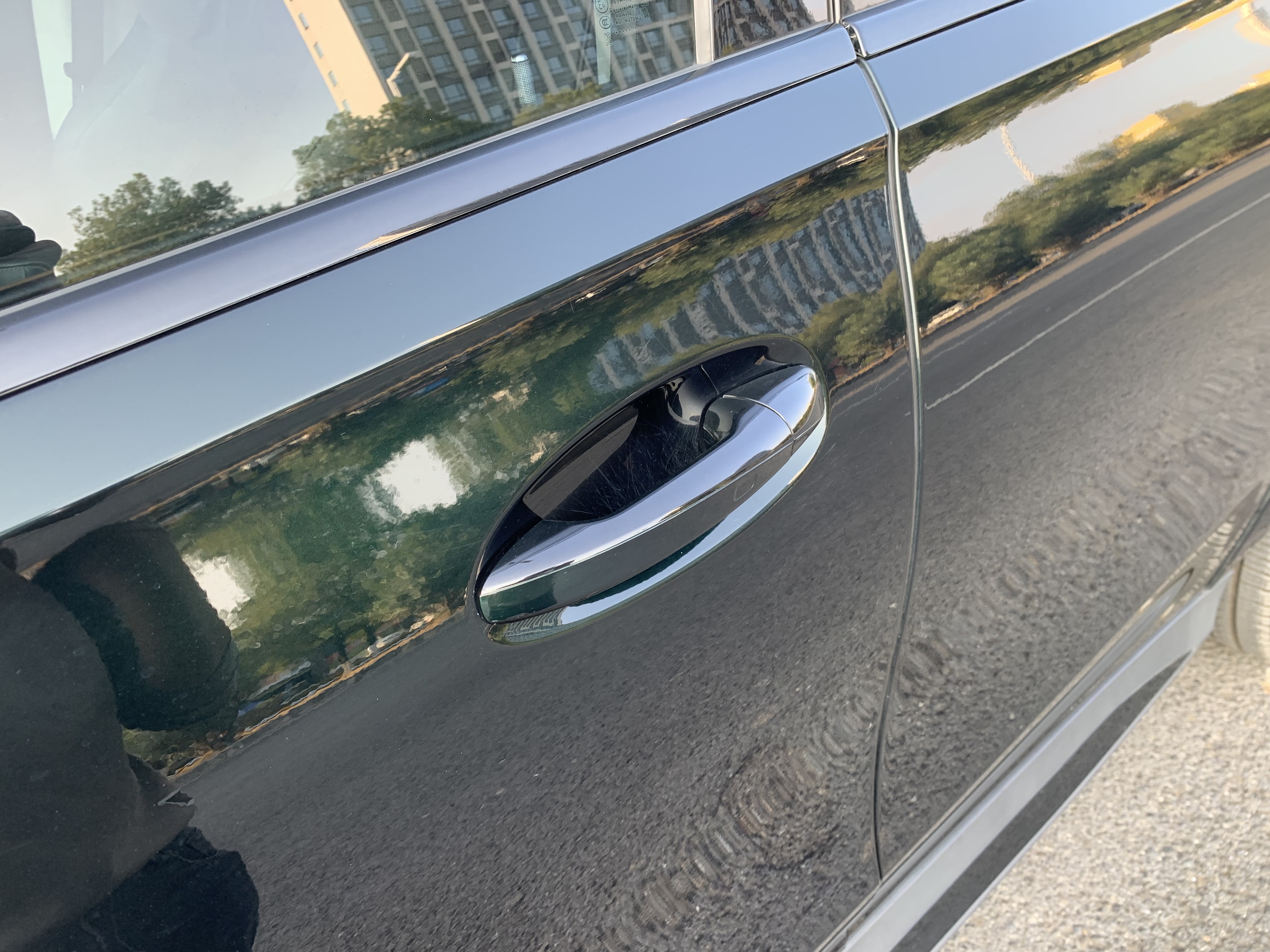 Mercedes-Benz GLE Class 2020 car image #29