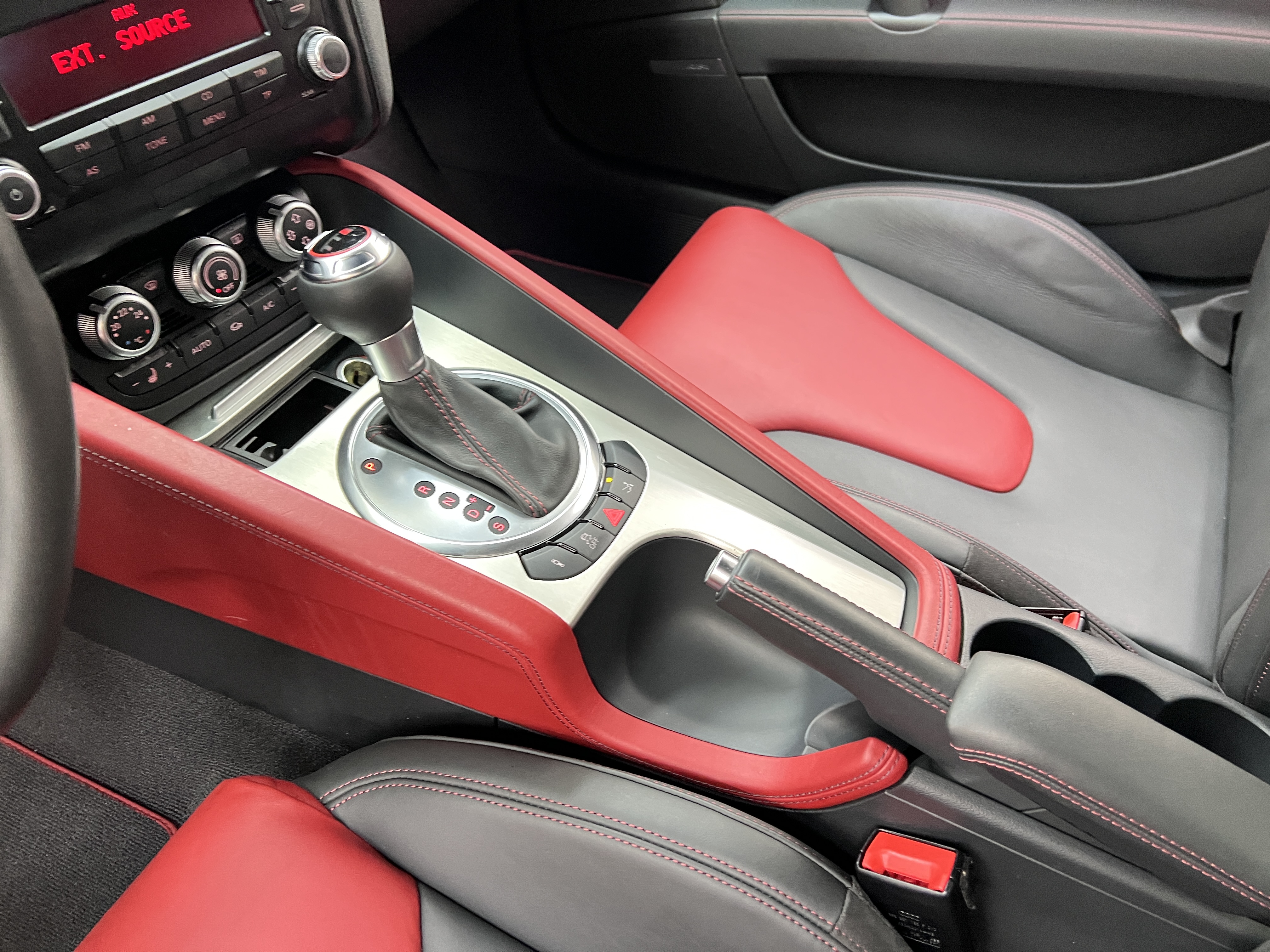 Audi TTS 2015 #29 Audi TTS 2015 car image #29