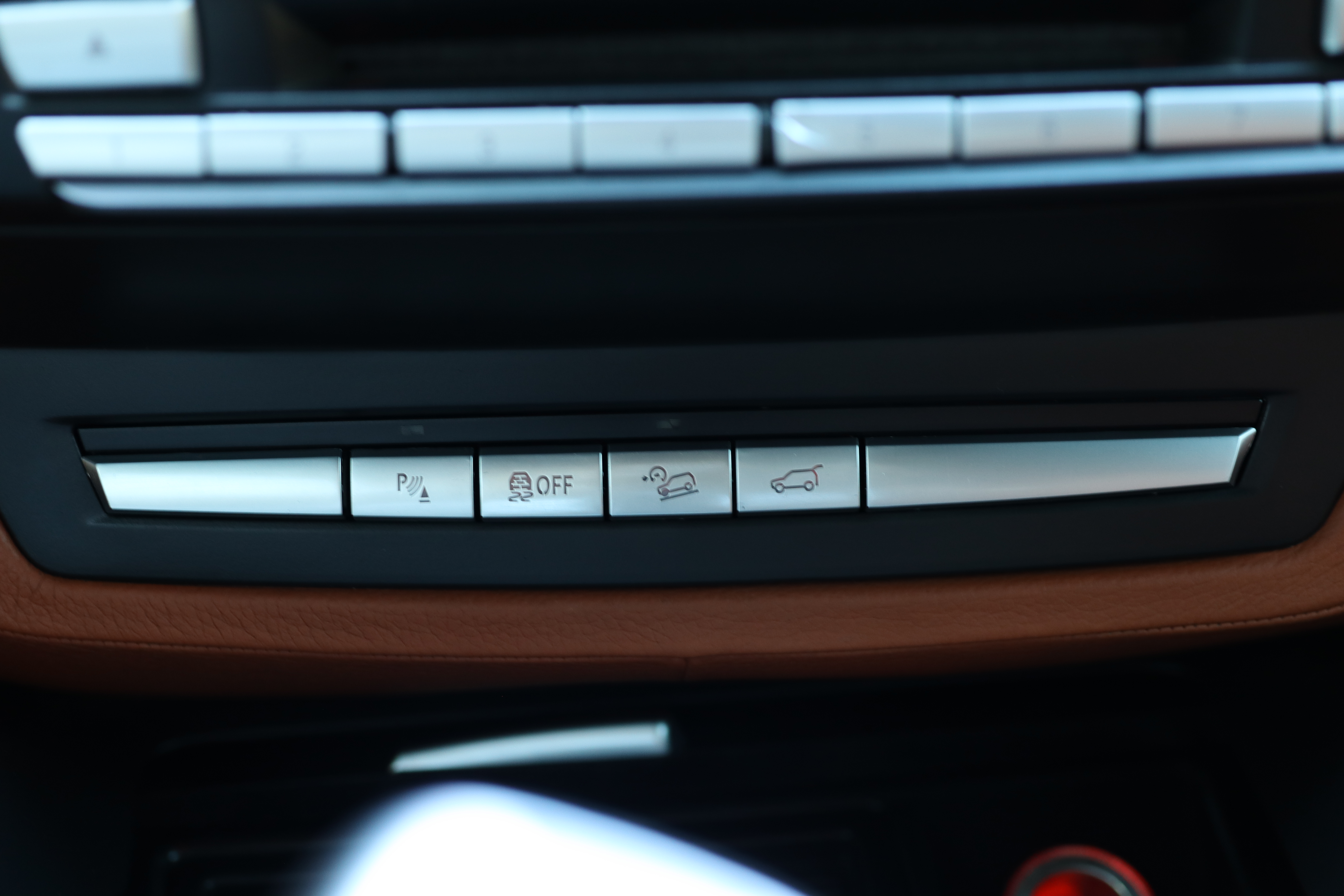 BMW X6 2012 car image #29