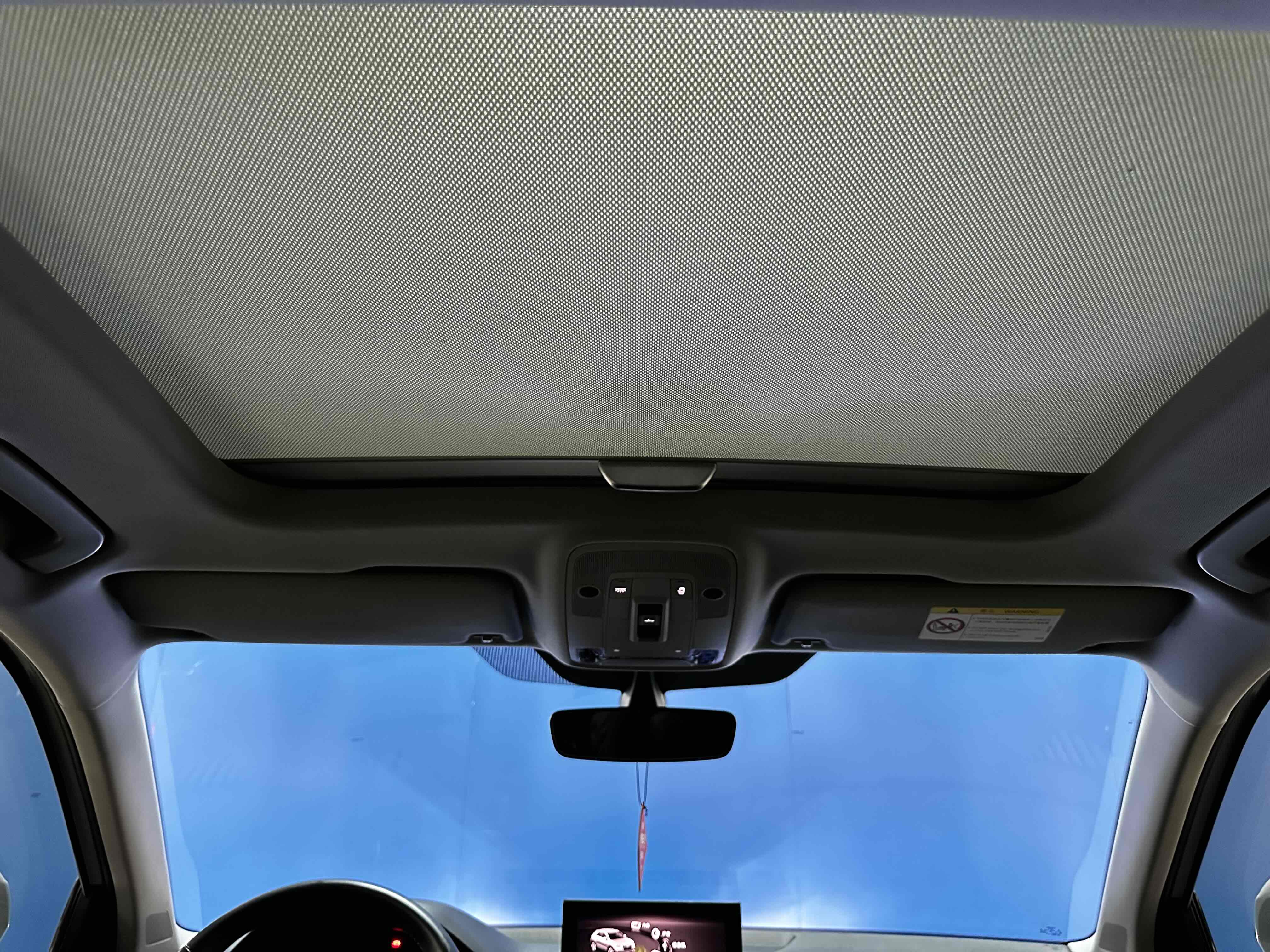 Audi Q2L e-tron 2021 car image #29