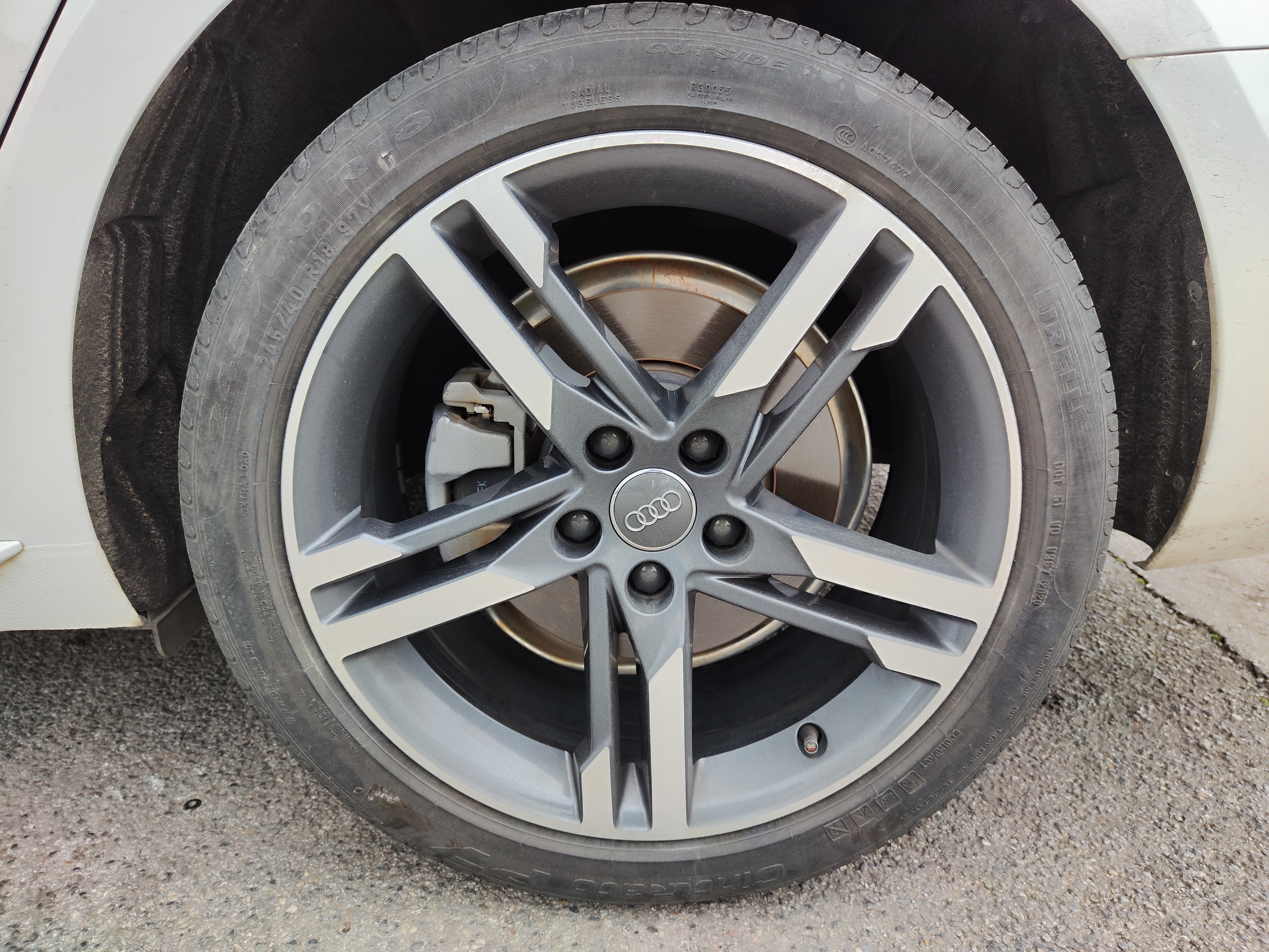 Audi A4L 2020 #29 Audi A4L 2020 car image #29