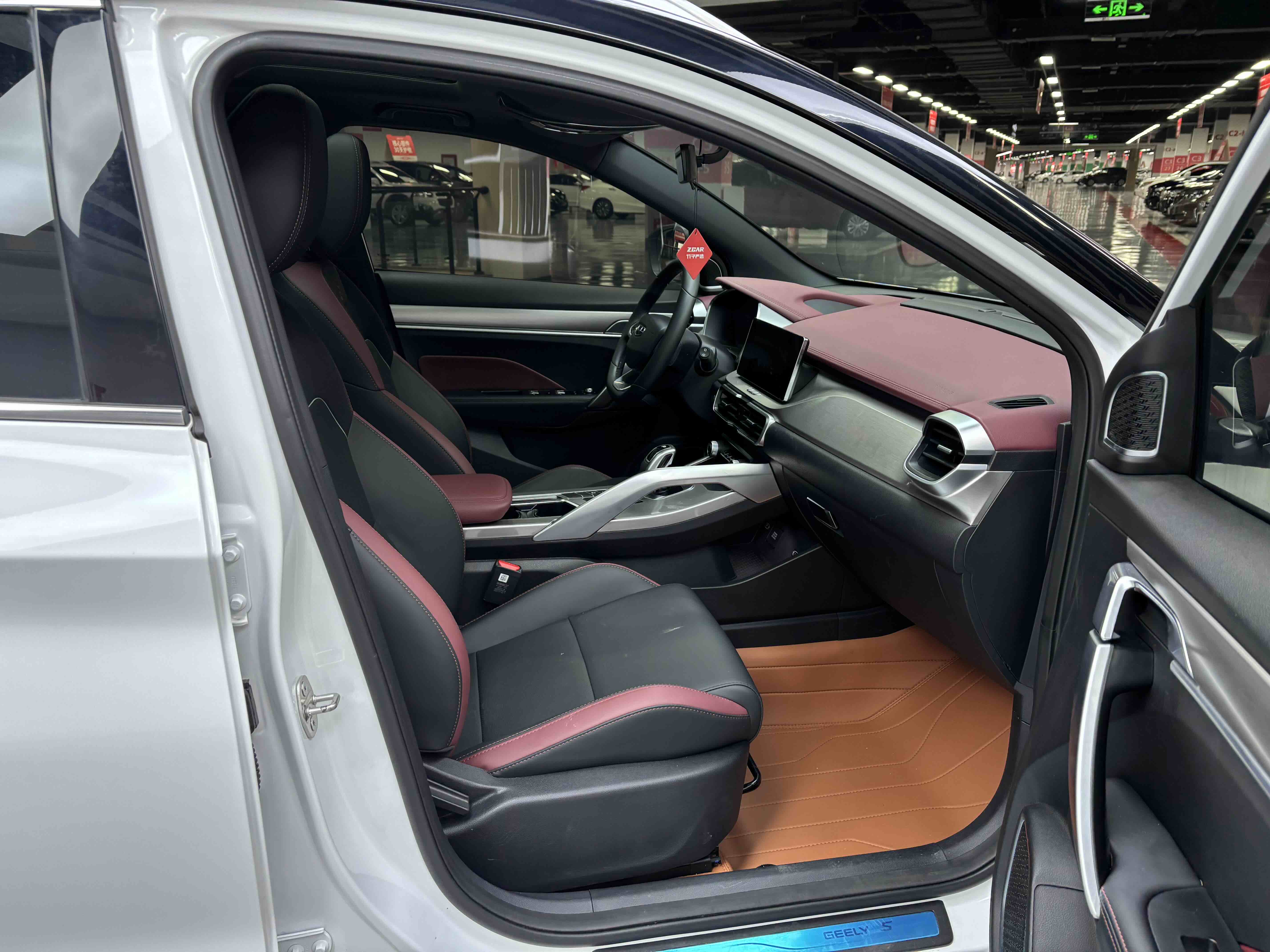 GEELY Coolray 2021 #29 GEELY Coolray 2021 car image #29