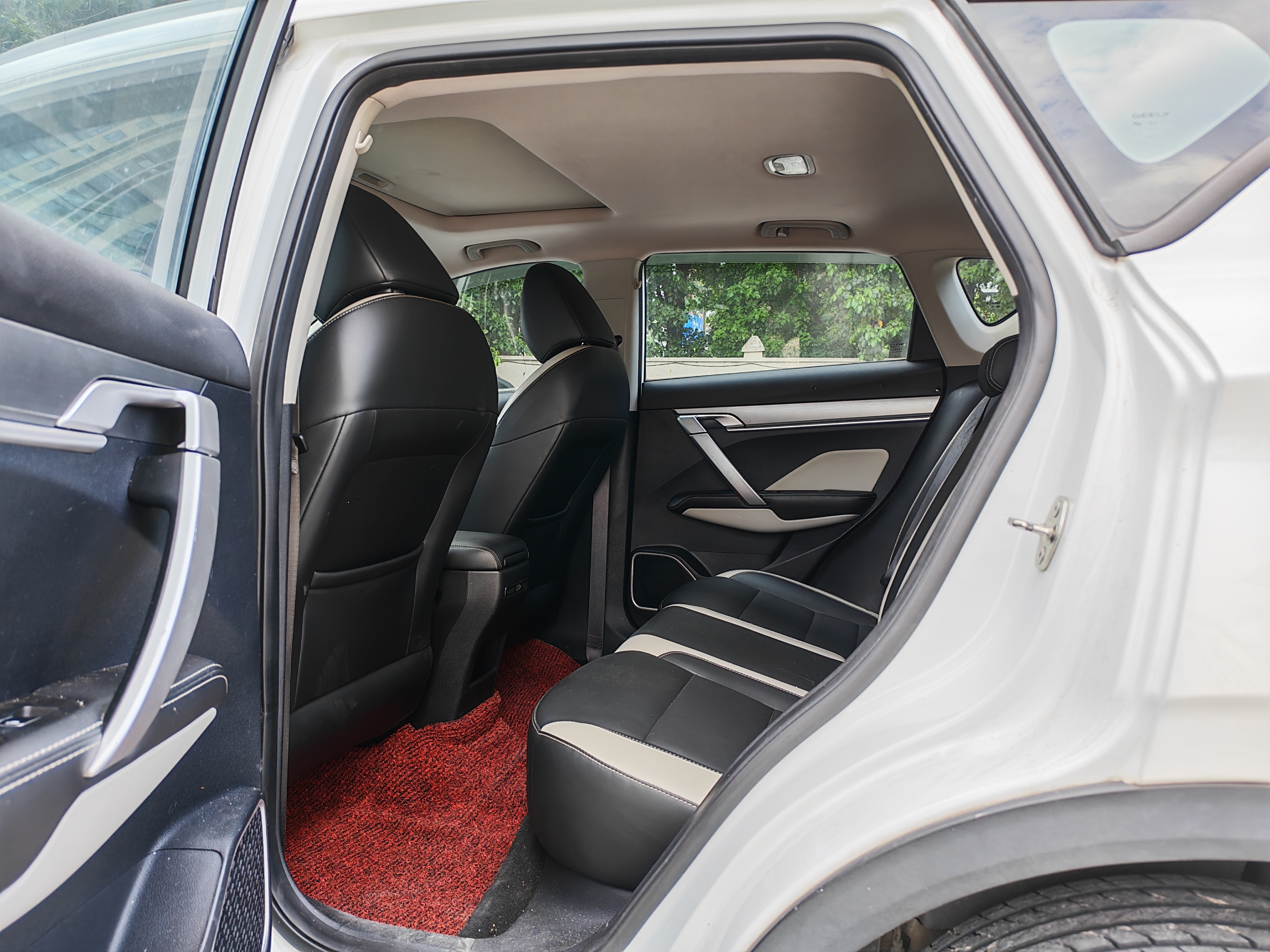 GEELY Coolray 2020 car image #29
