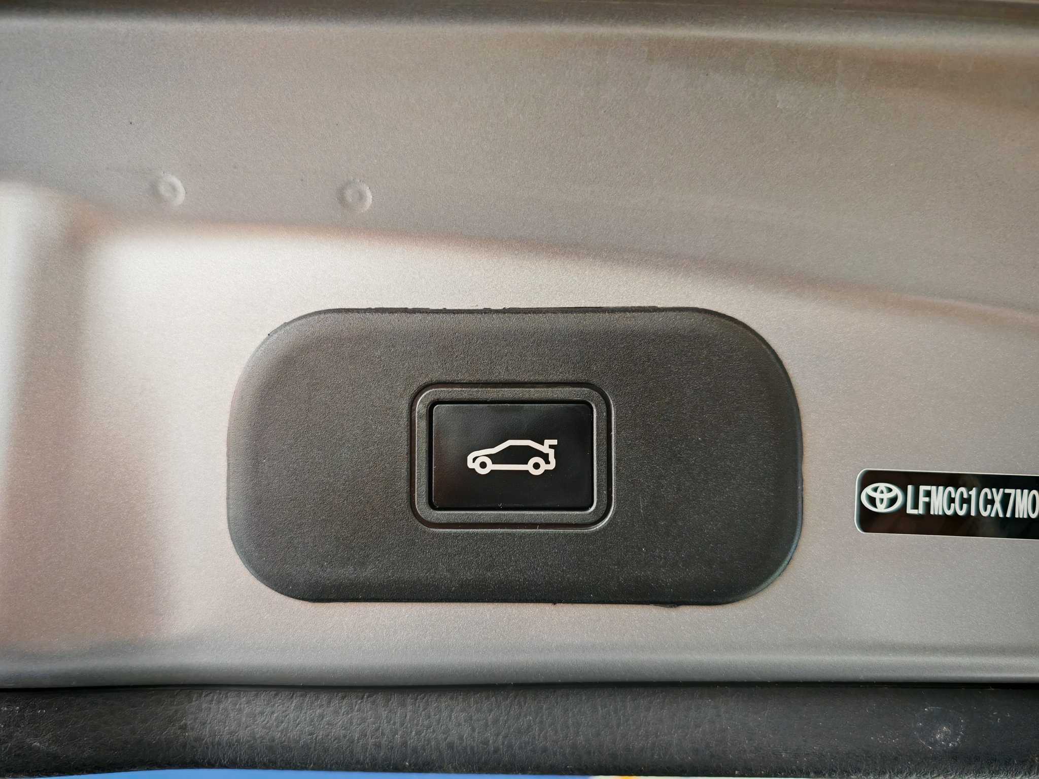 Toyota Izoa 2021 immagine di auto #29