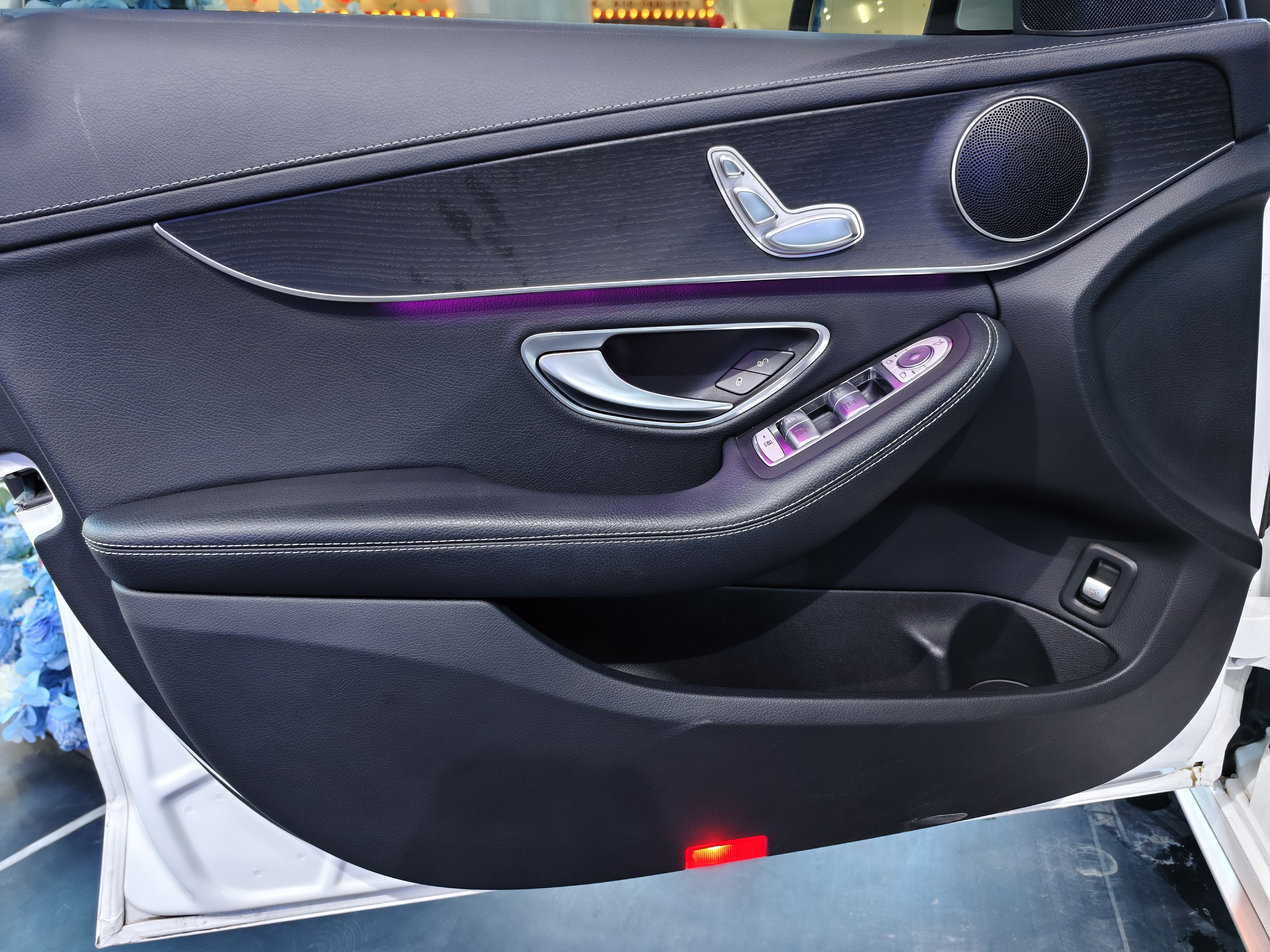Mercedes-Benz C Class 2022 car image #29