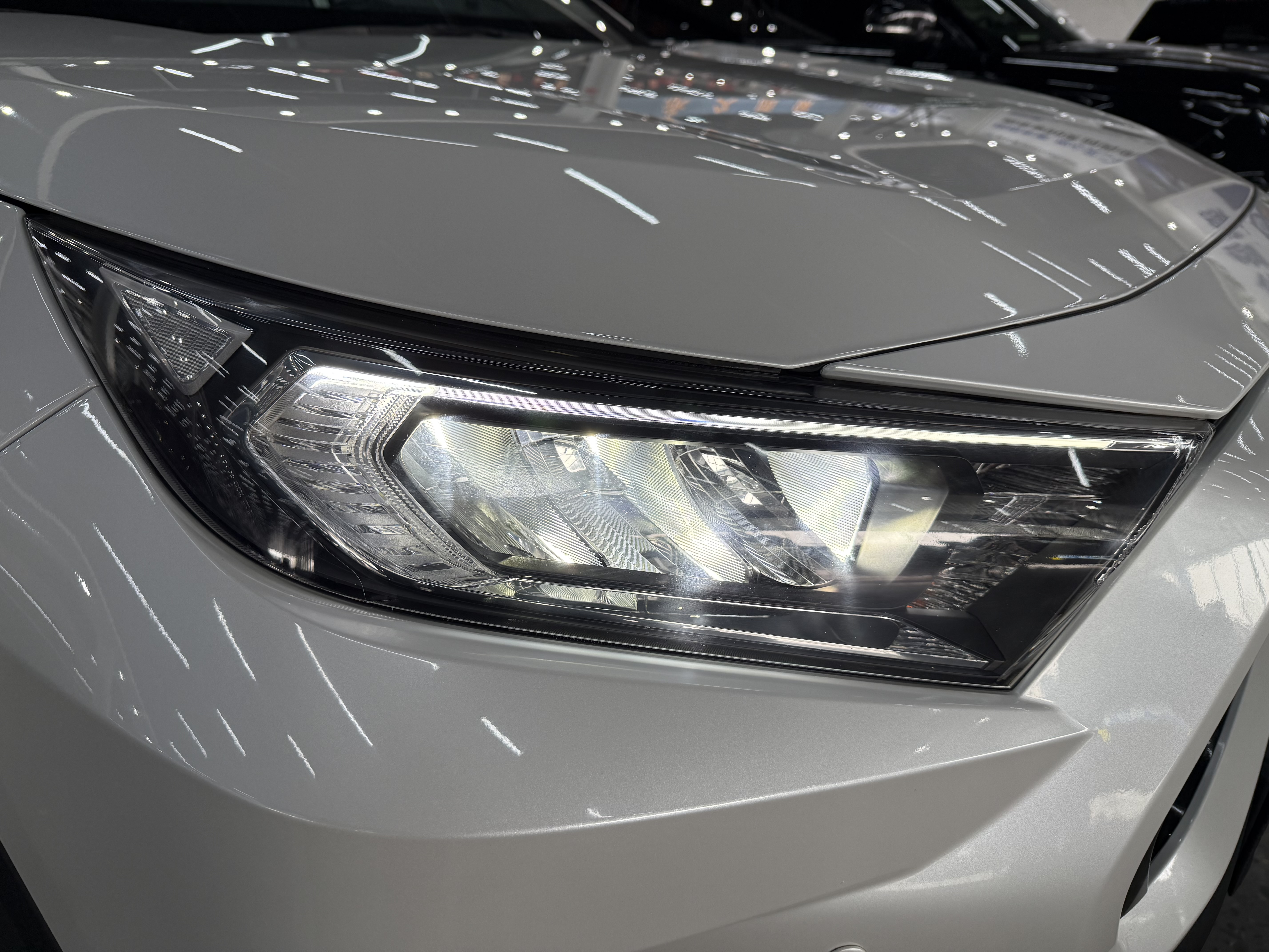 Toyota RAV4 Hybird E+ 2022 car image #29