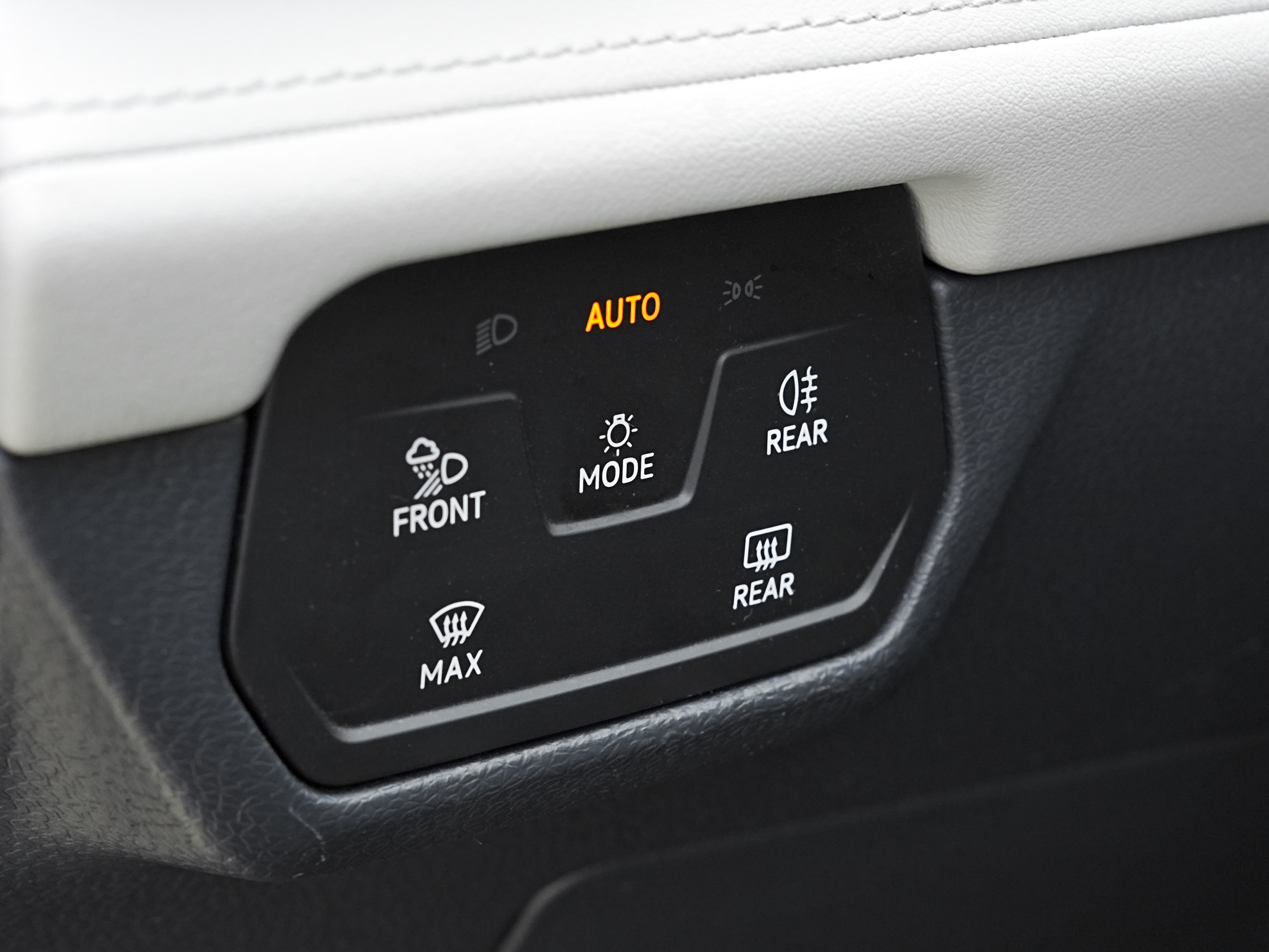 Volkswagen ID.6 Crozz 2023 #29 Volkswagen ID.6 Crozz 2023 car image #29