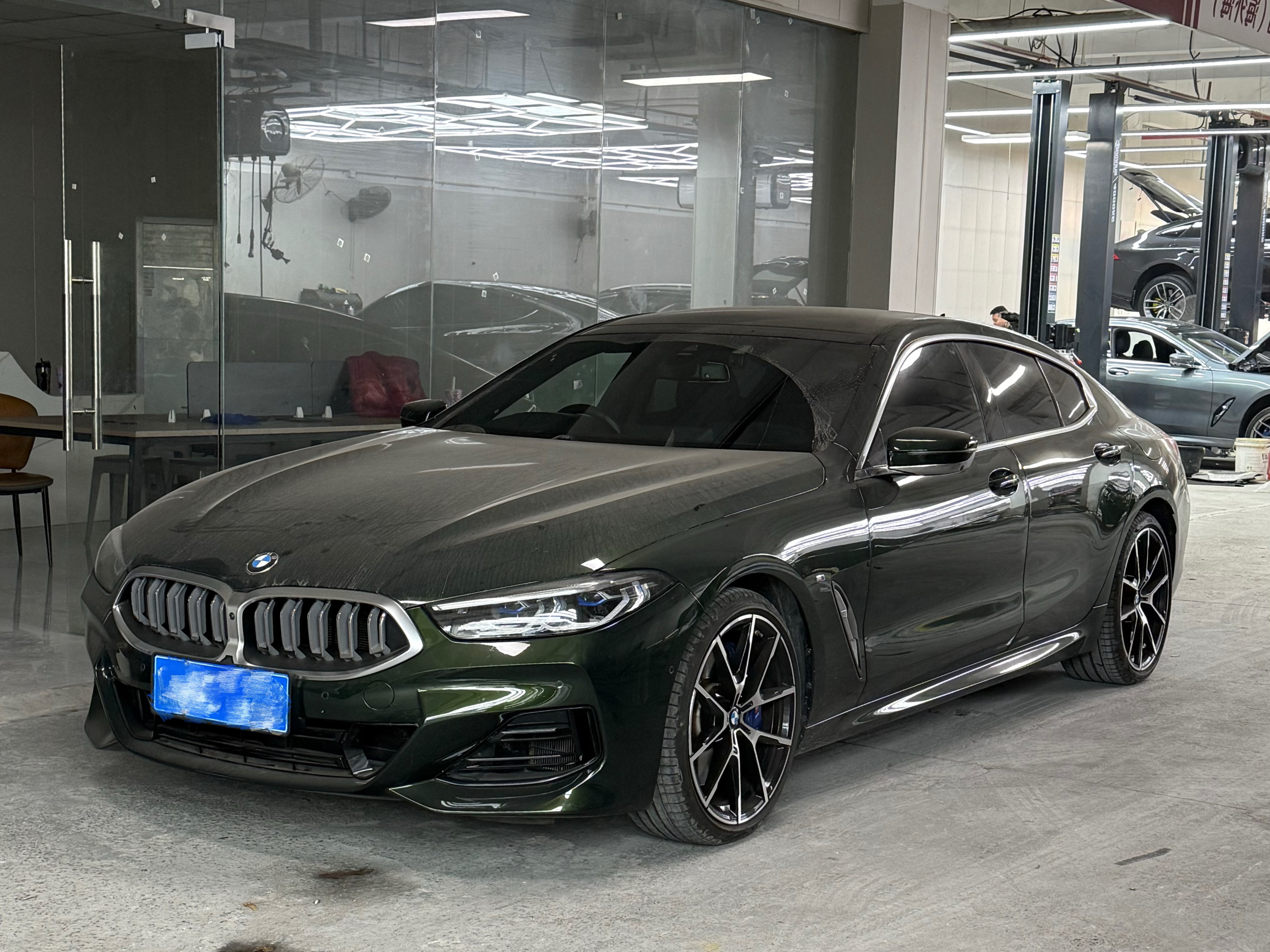 BMW 8 Series 2024 car image #29
