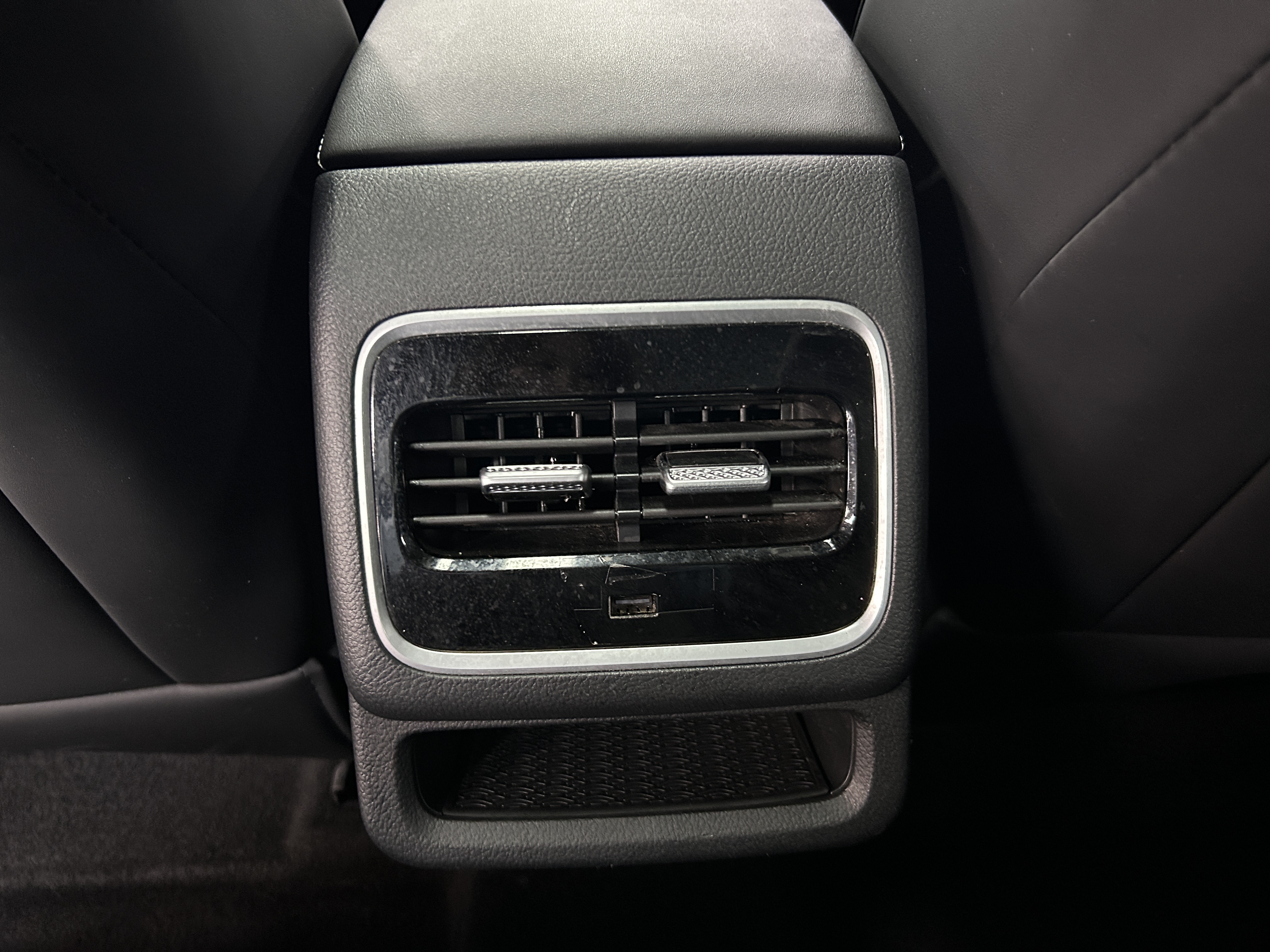 Chery Tiggo 7 Plus 2023 car image #29