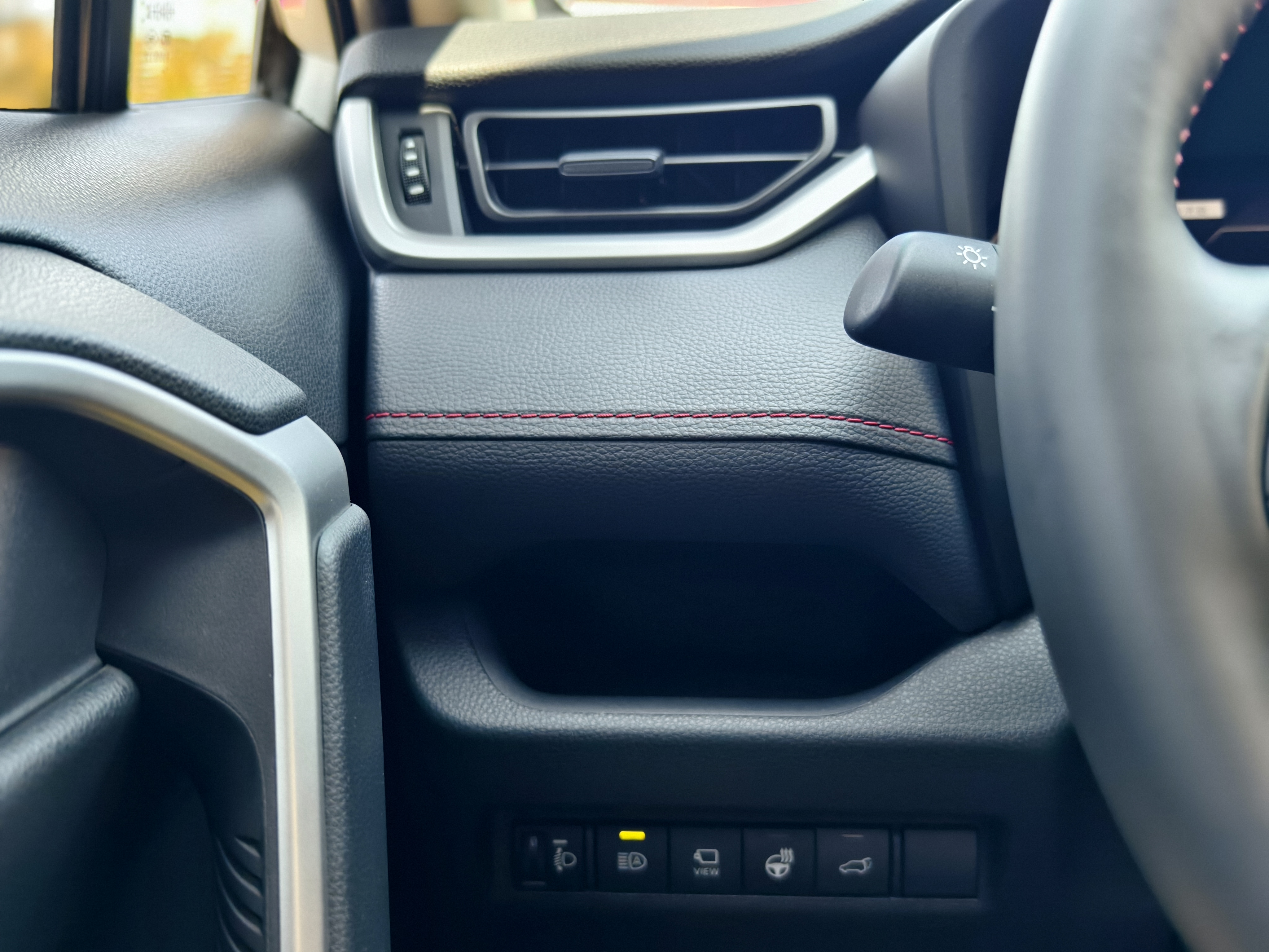 Toyota RAV4 Hybird E+ 2022 immagine di auto #29