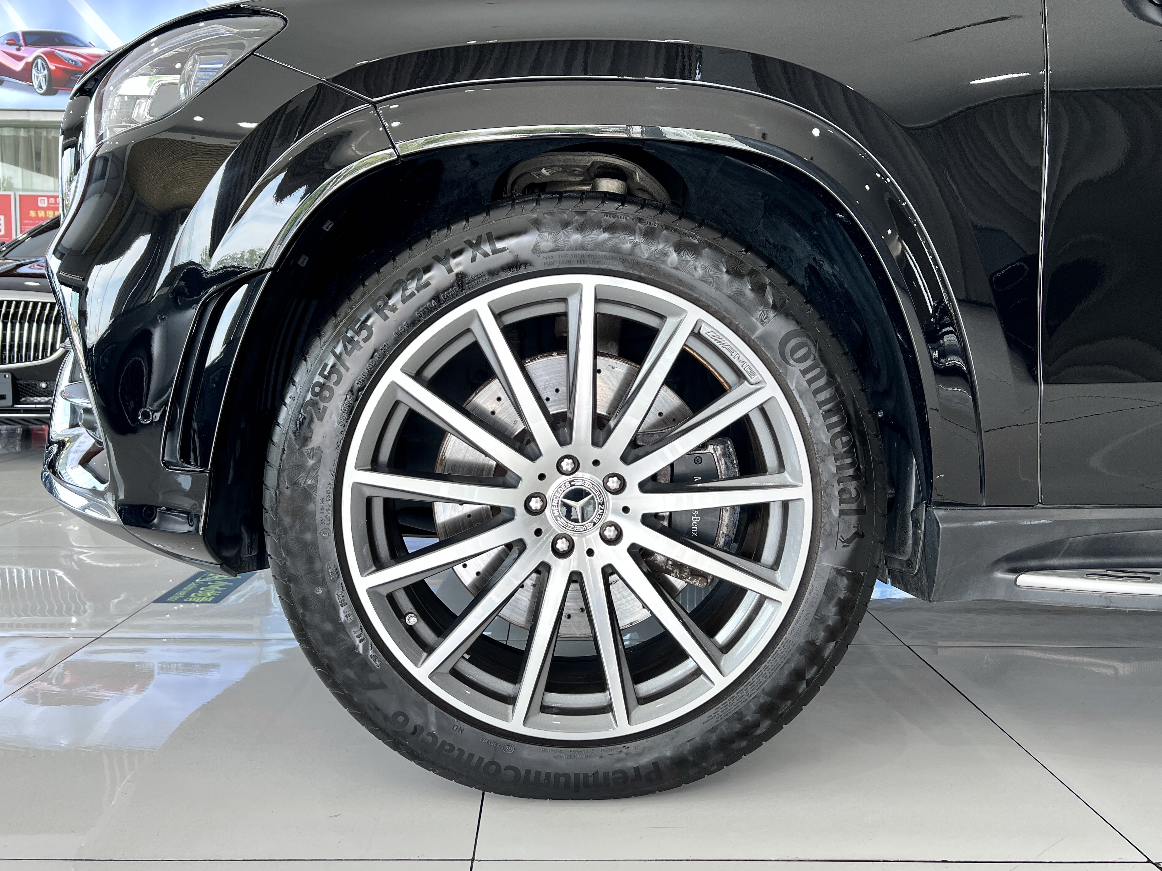 Mercedes-Benz GLS Class 2023 car image #29