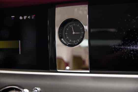 Rolls-Royce Spectre 2025 immagine di auto #29