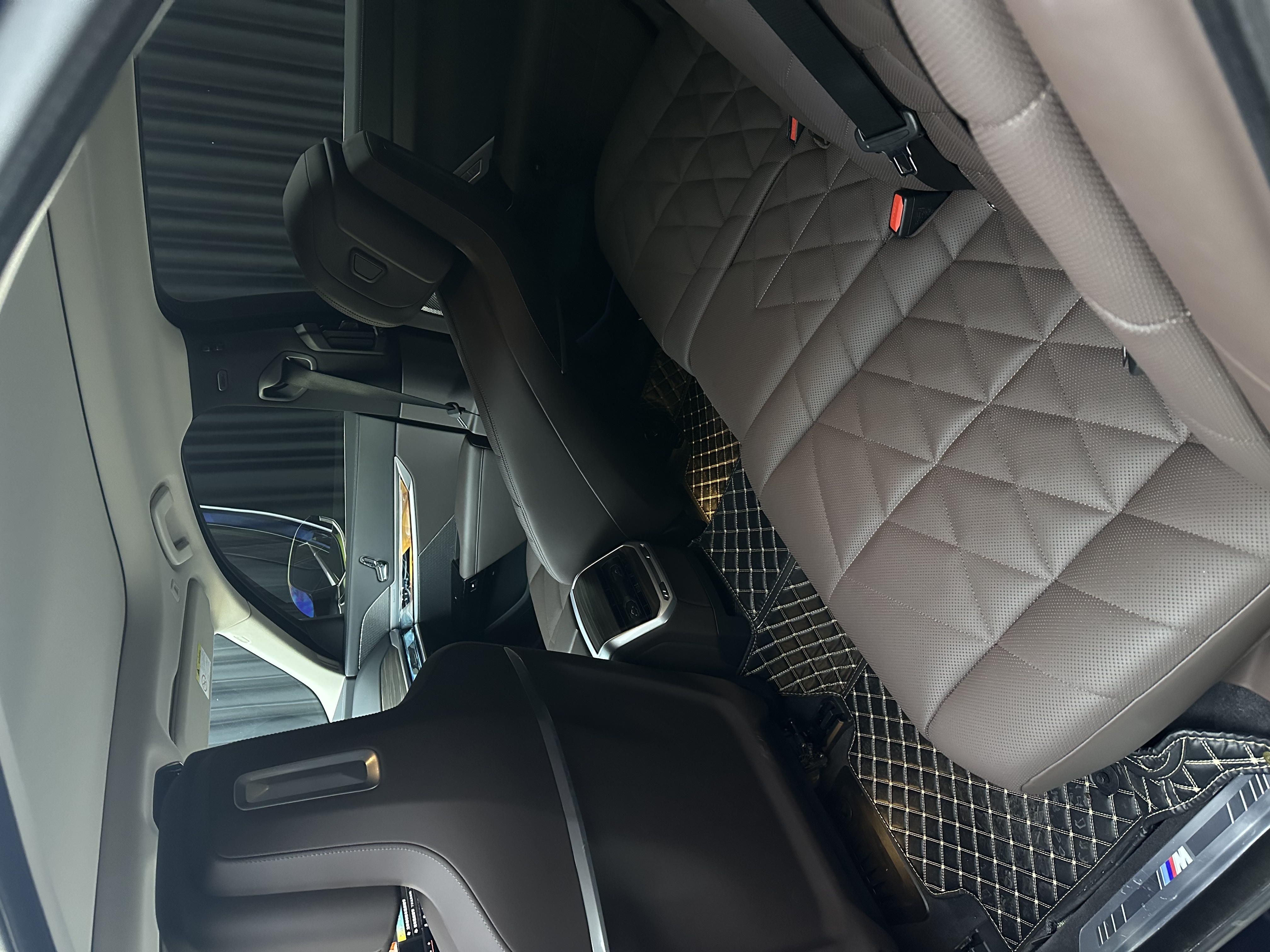 BMW i7 2023 #29 BMW i7 2023 car image #29