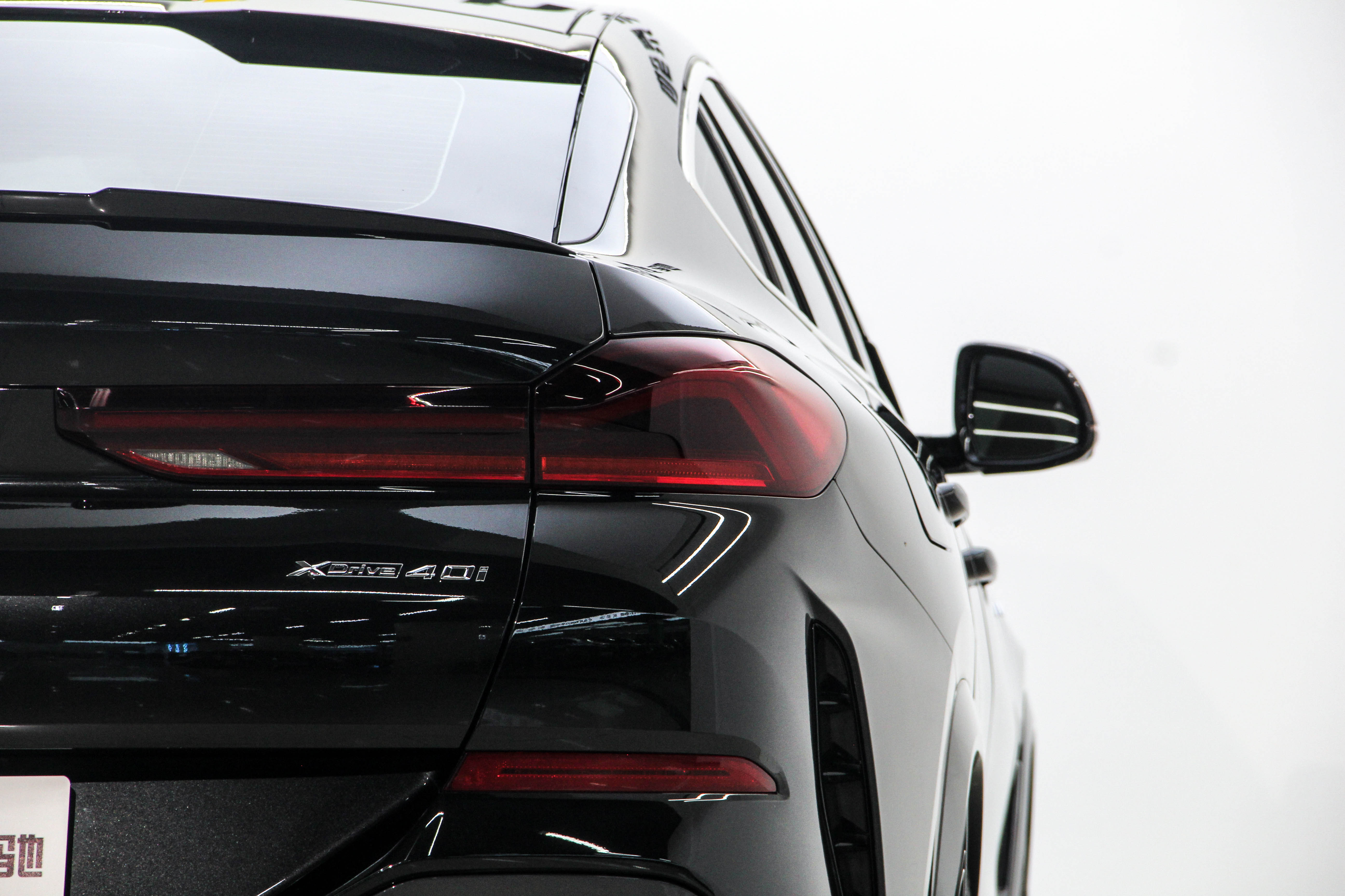 BMW X6 2025 car image #29