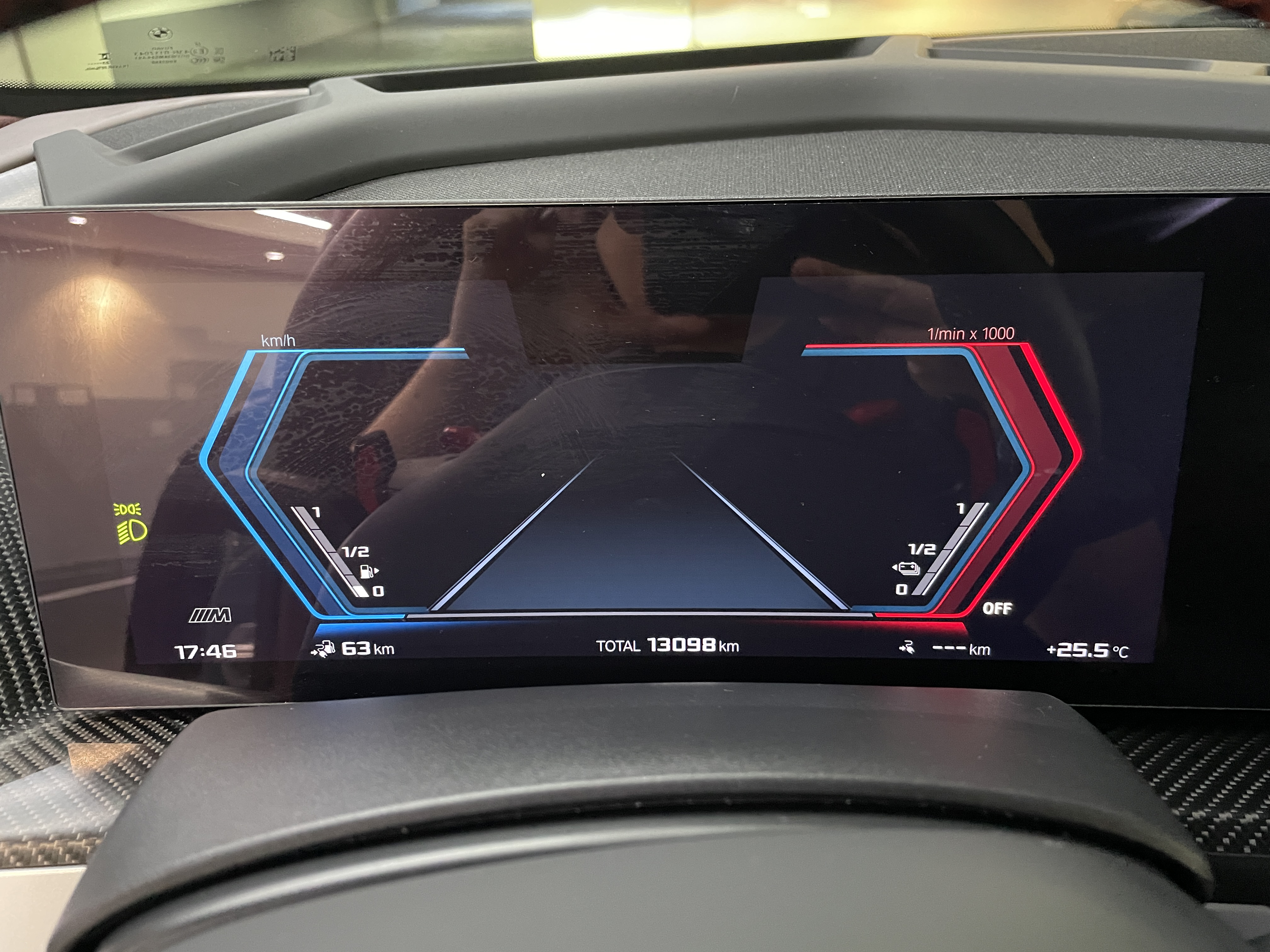 BMW XM 2024 car image #29