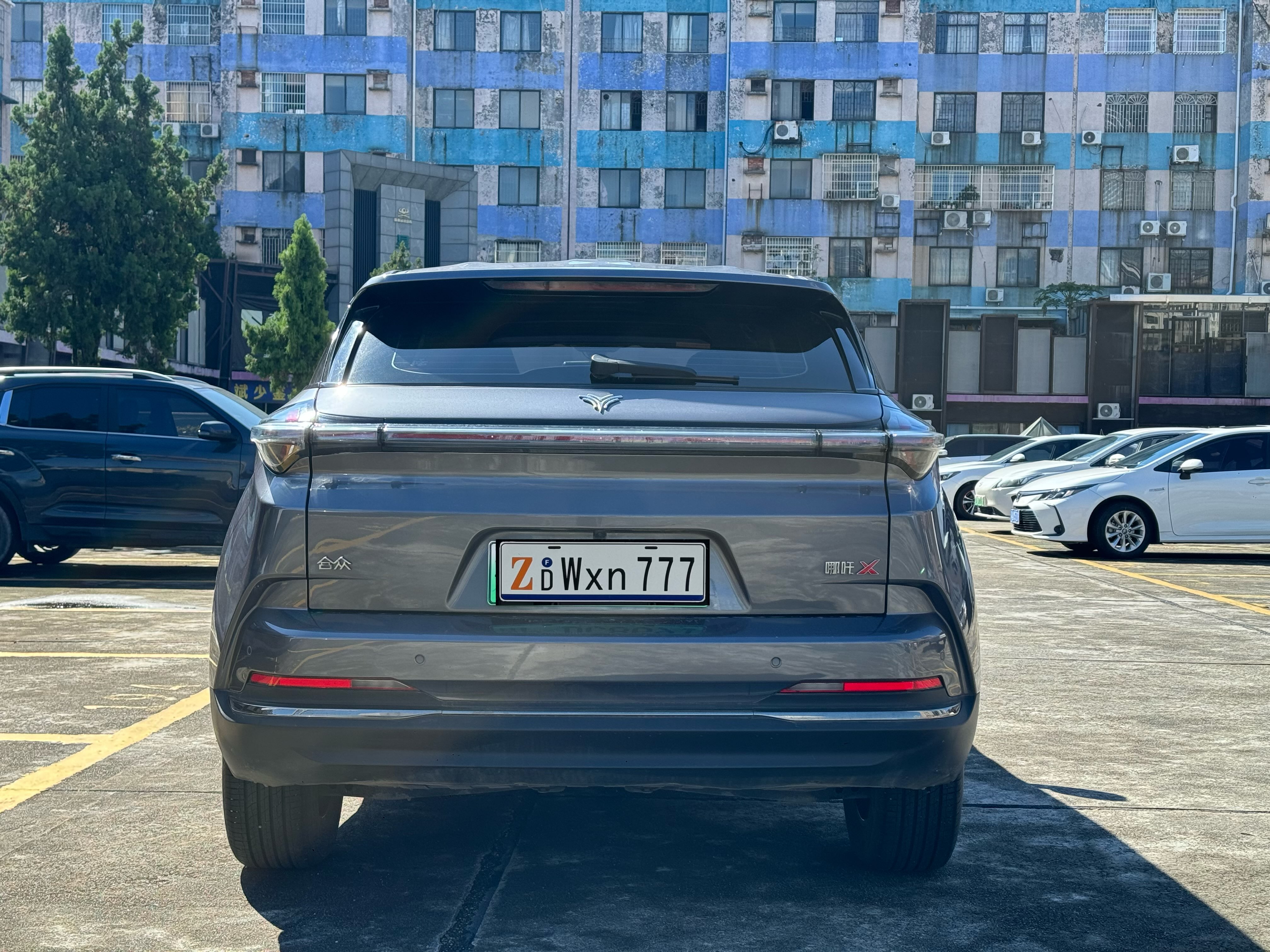 哪吒汽车 哪吒X 2024 汽车图片 #29