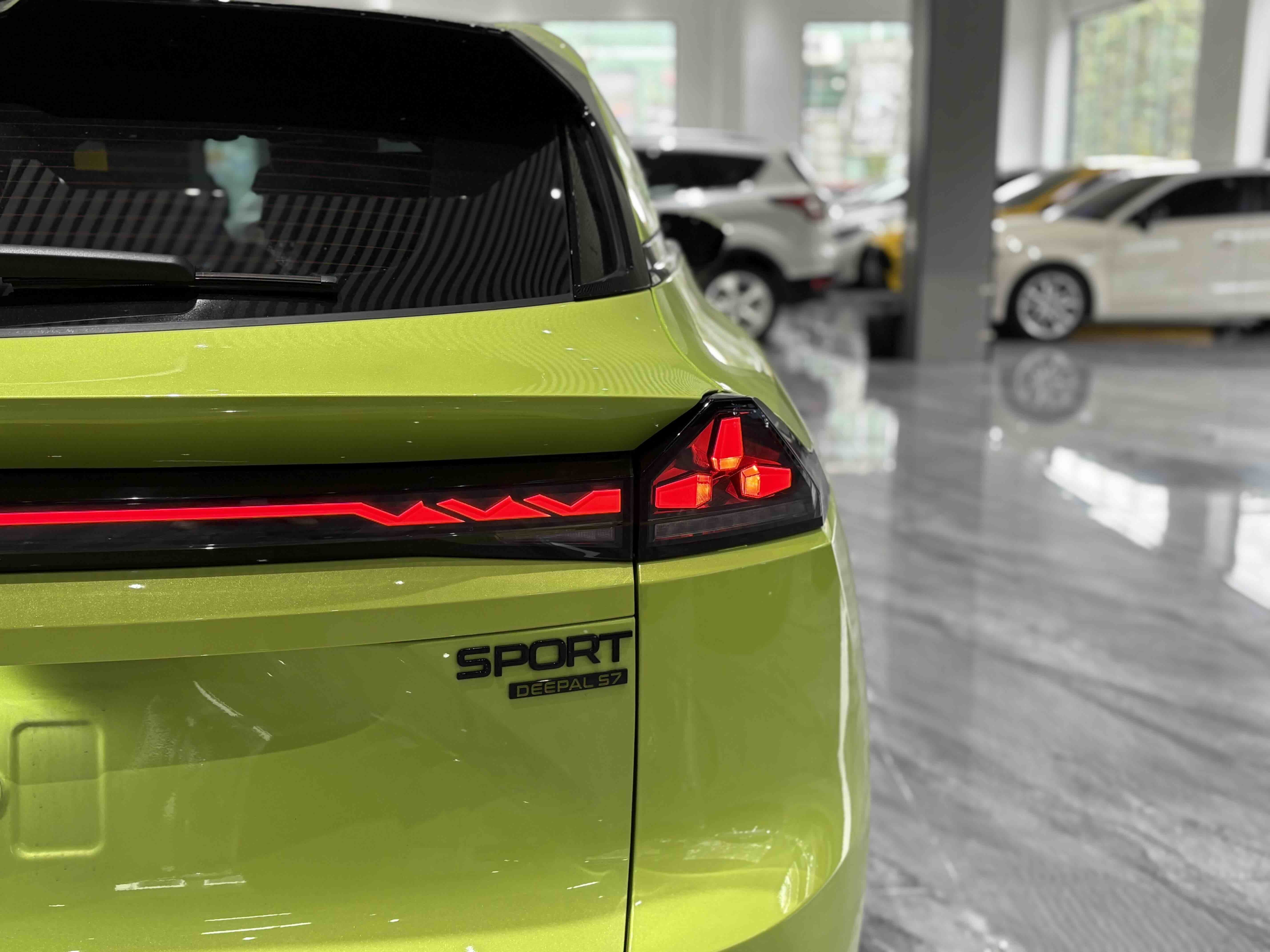 Deepal S07 2024 car image #29