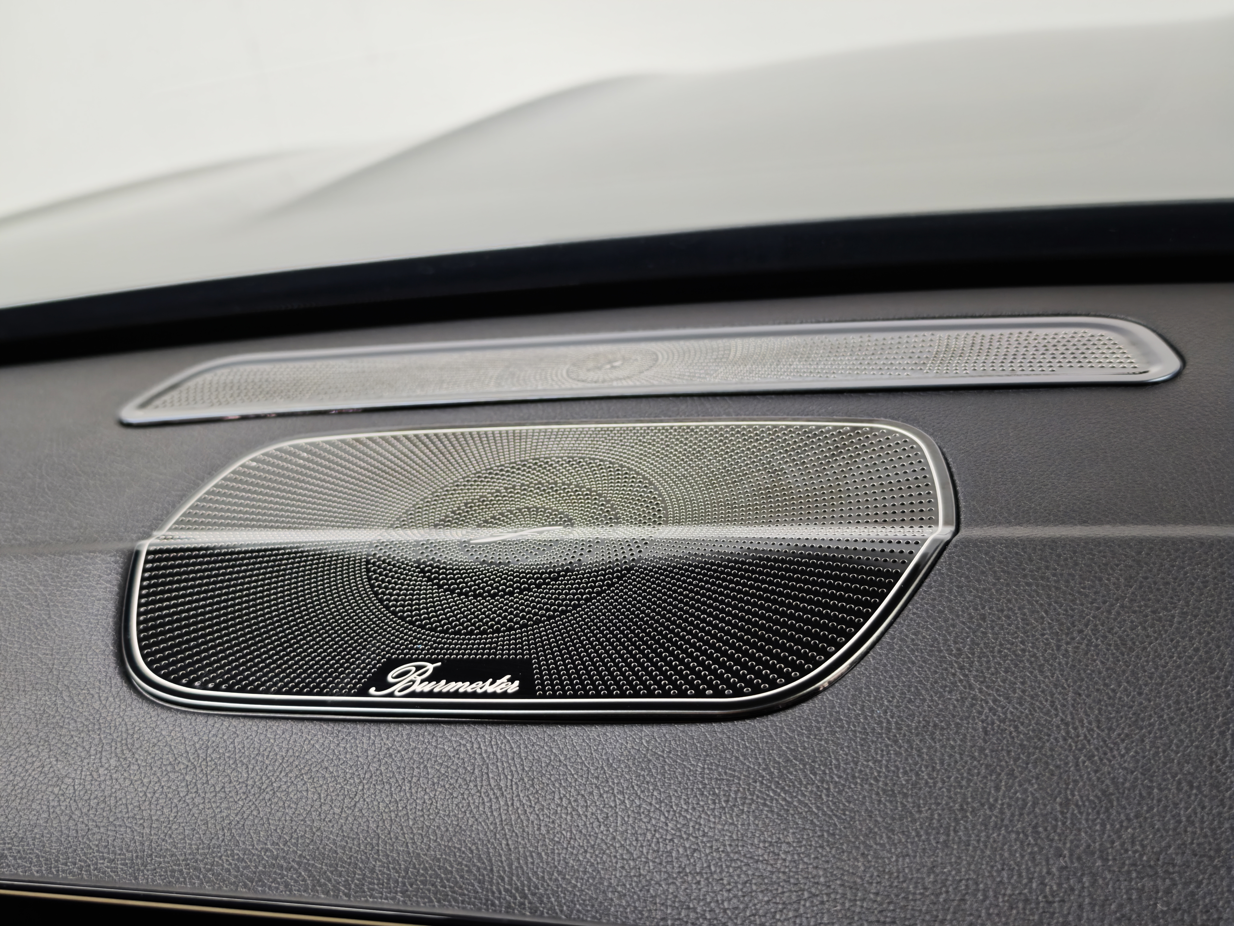 Mercedes-Benz GLB AMG 2025 car image #29