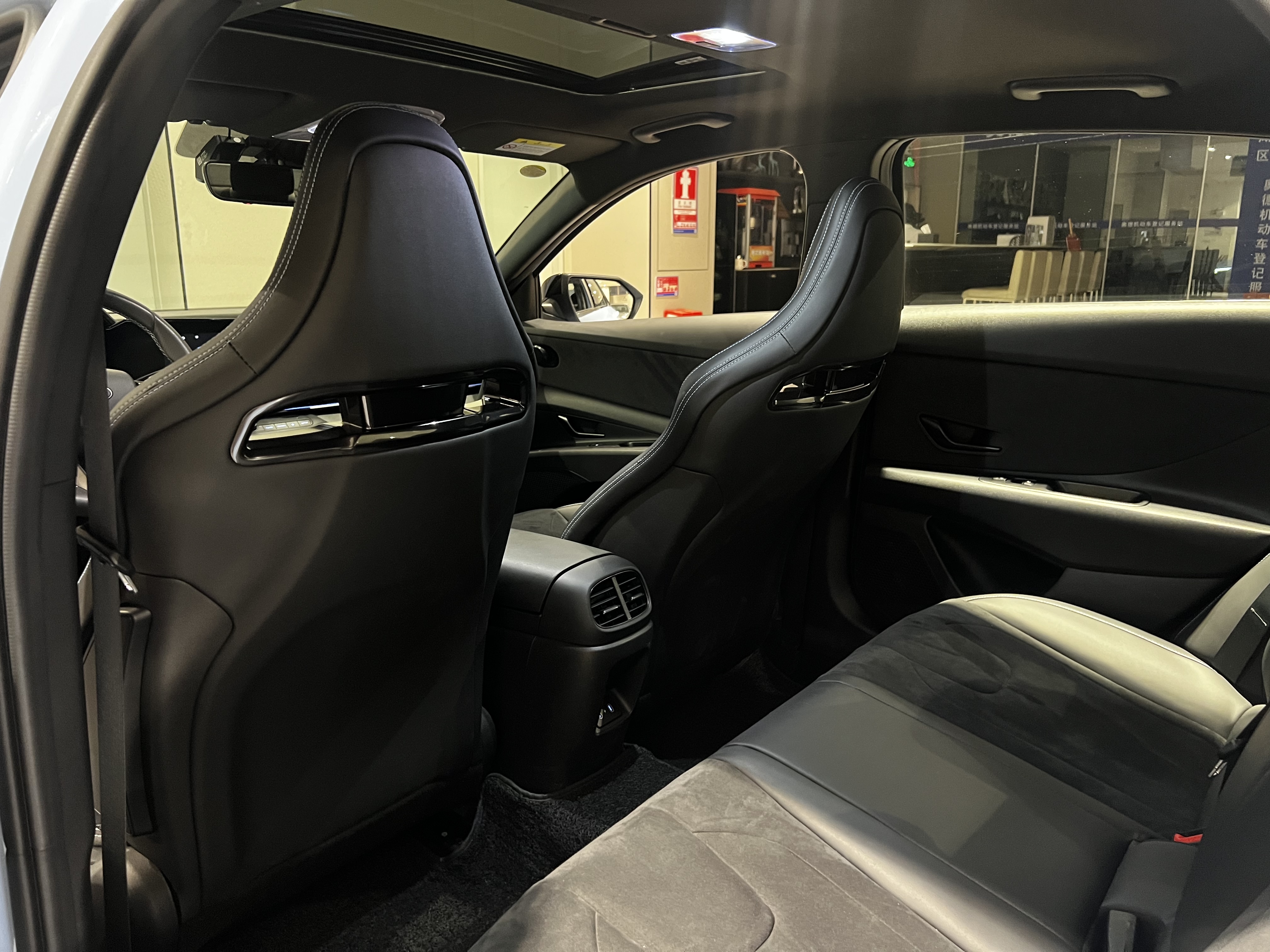 Hyundai Elantra N 2023 car image #29