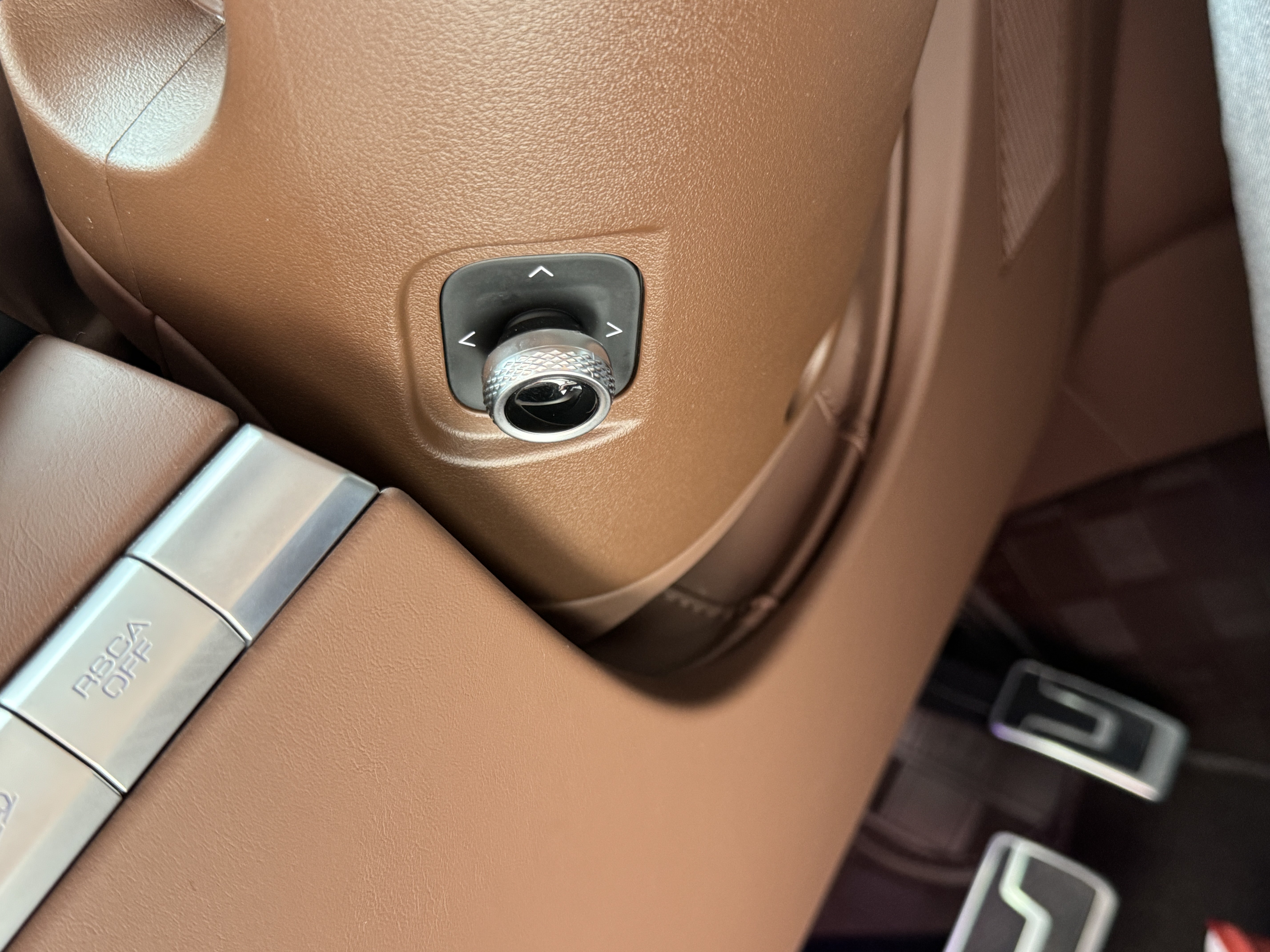 Tank 700 New Energy 2025 #29 Tank 700 New Energy 2025 car image #29