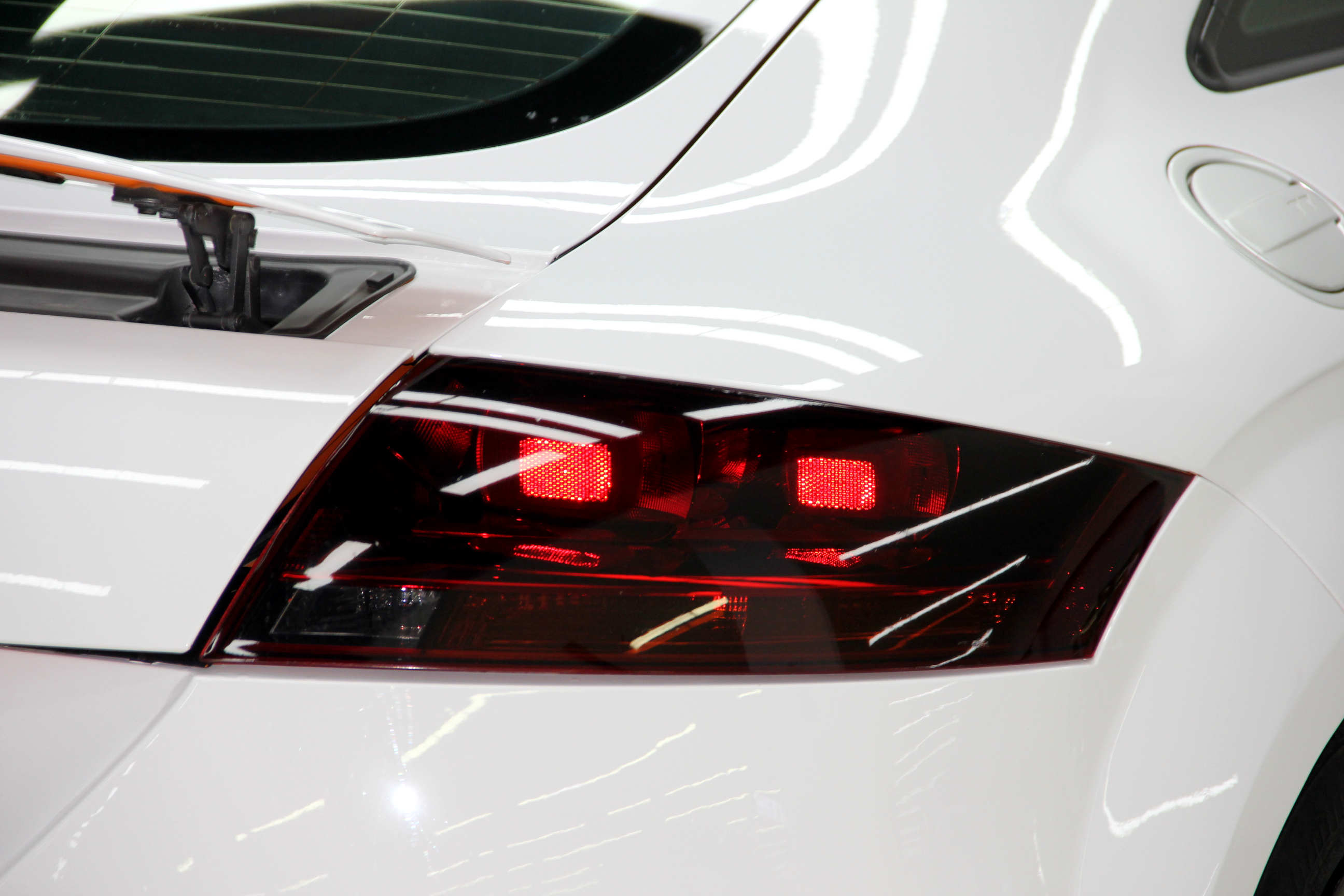 Audi TTS 2011 #29 Audi TTS 2011 car image #29