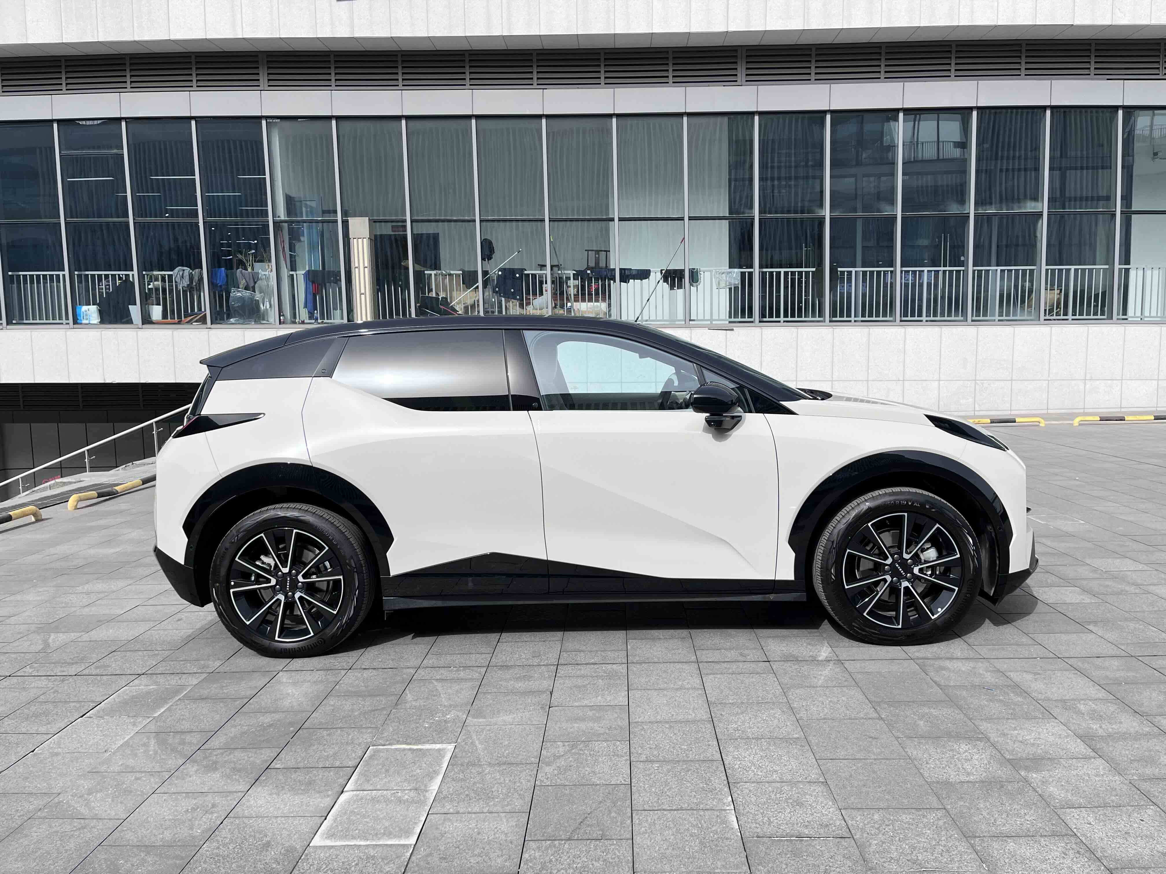 极氪 极氪X 2024 汽车图片 #29