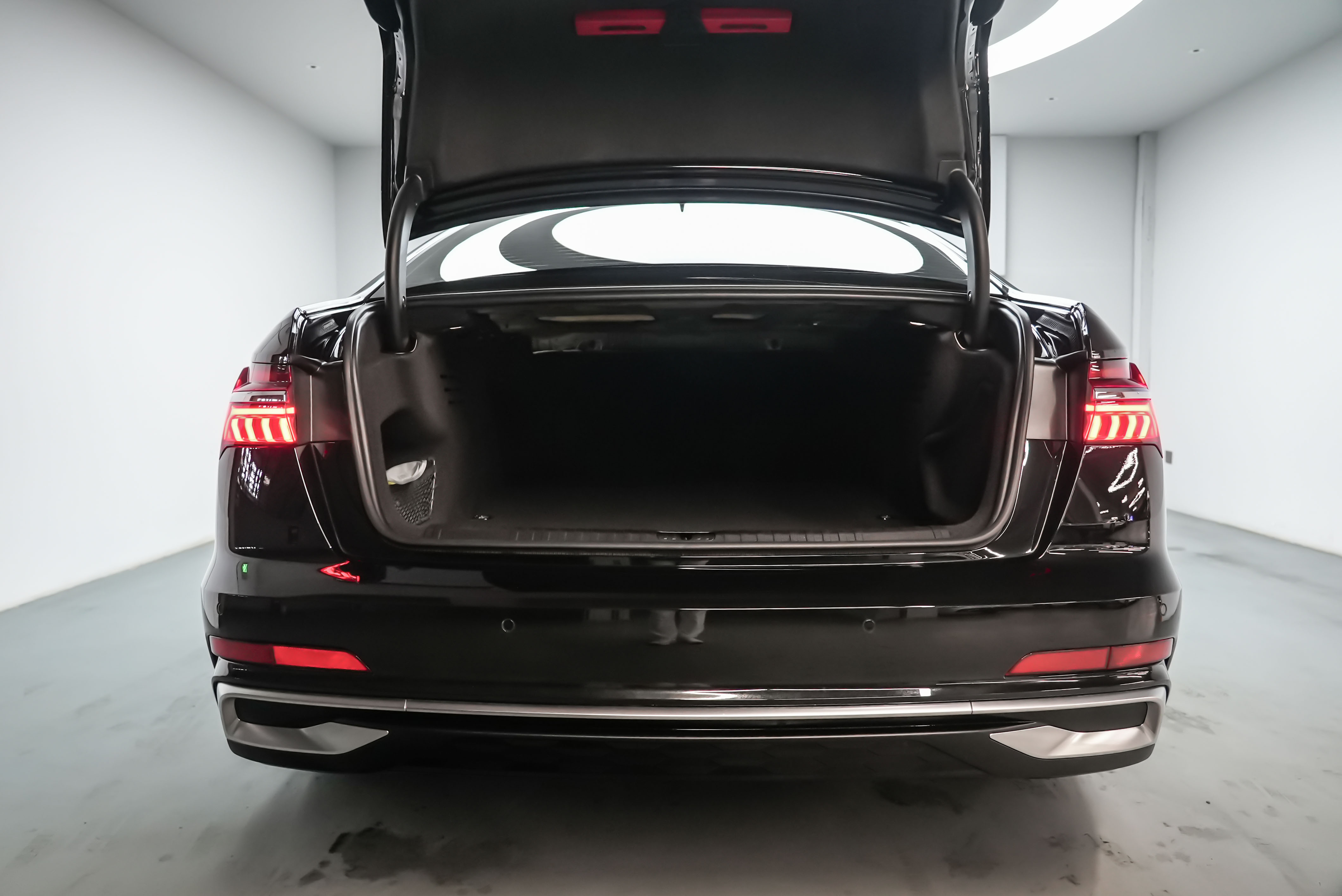 Audi A6L 2025 car image #29