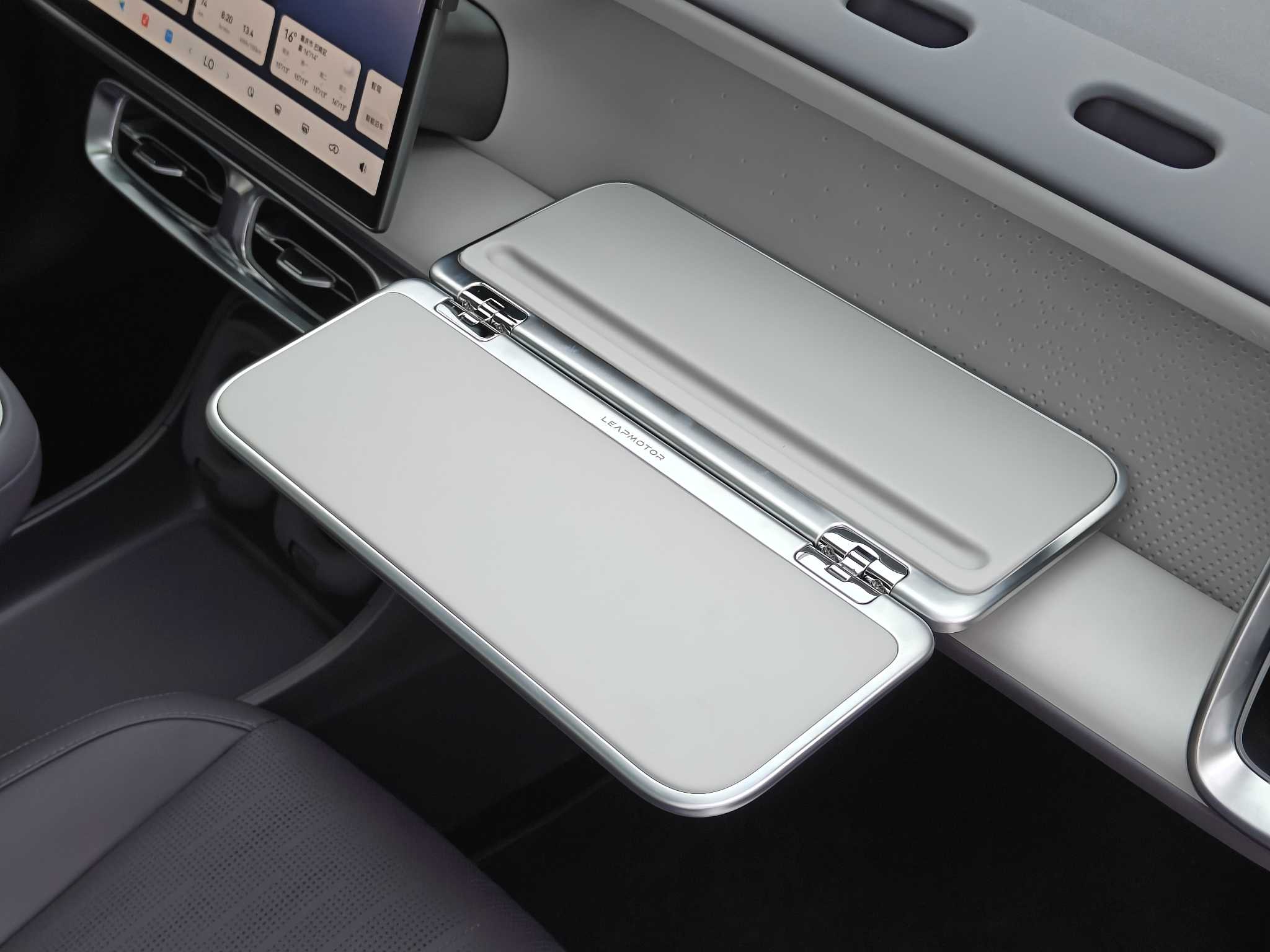 零跑汽车 零跑B10 2025 汽车图片 #29