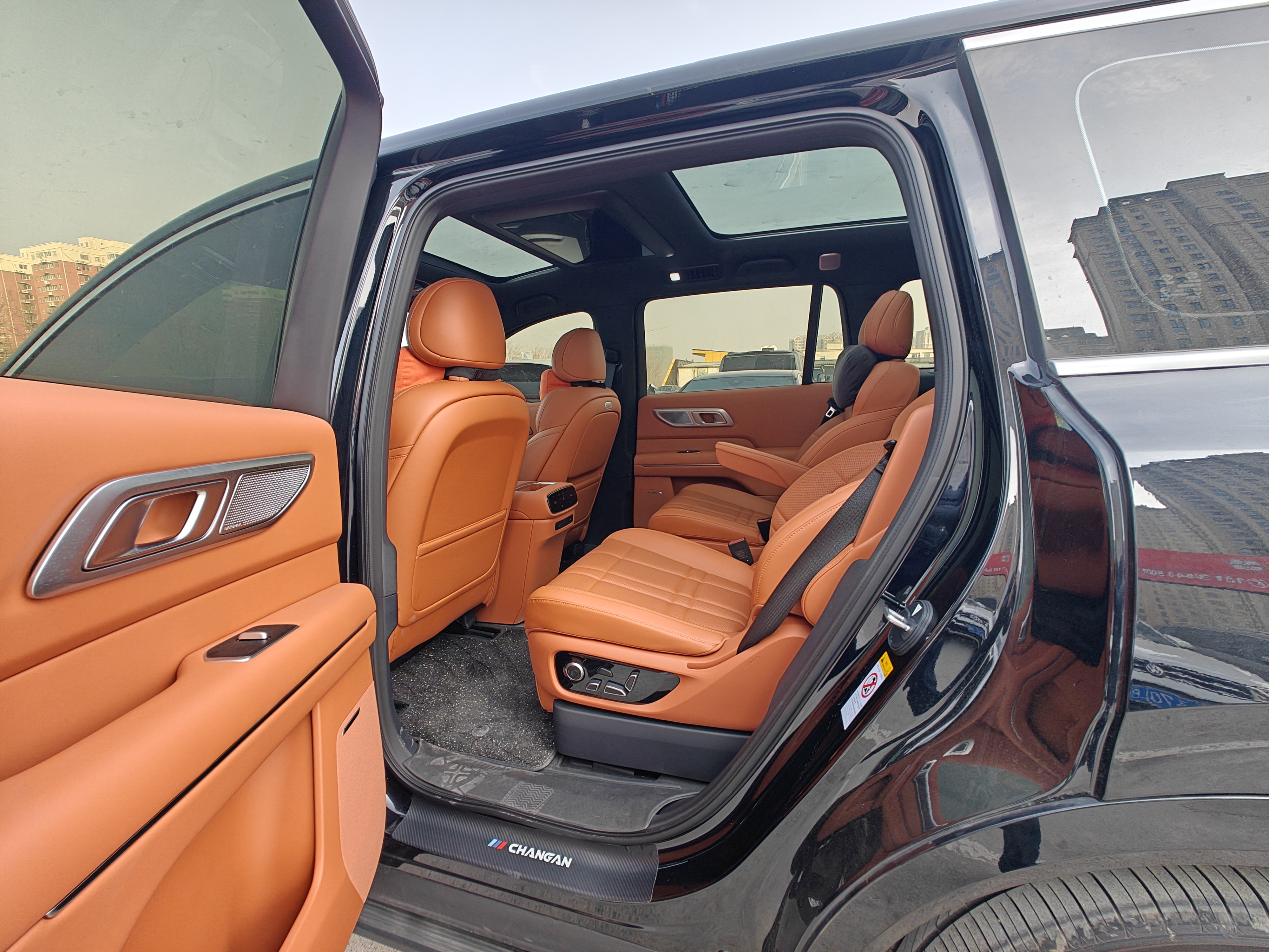 Deepal S09 2025 car image #29