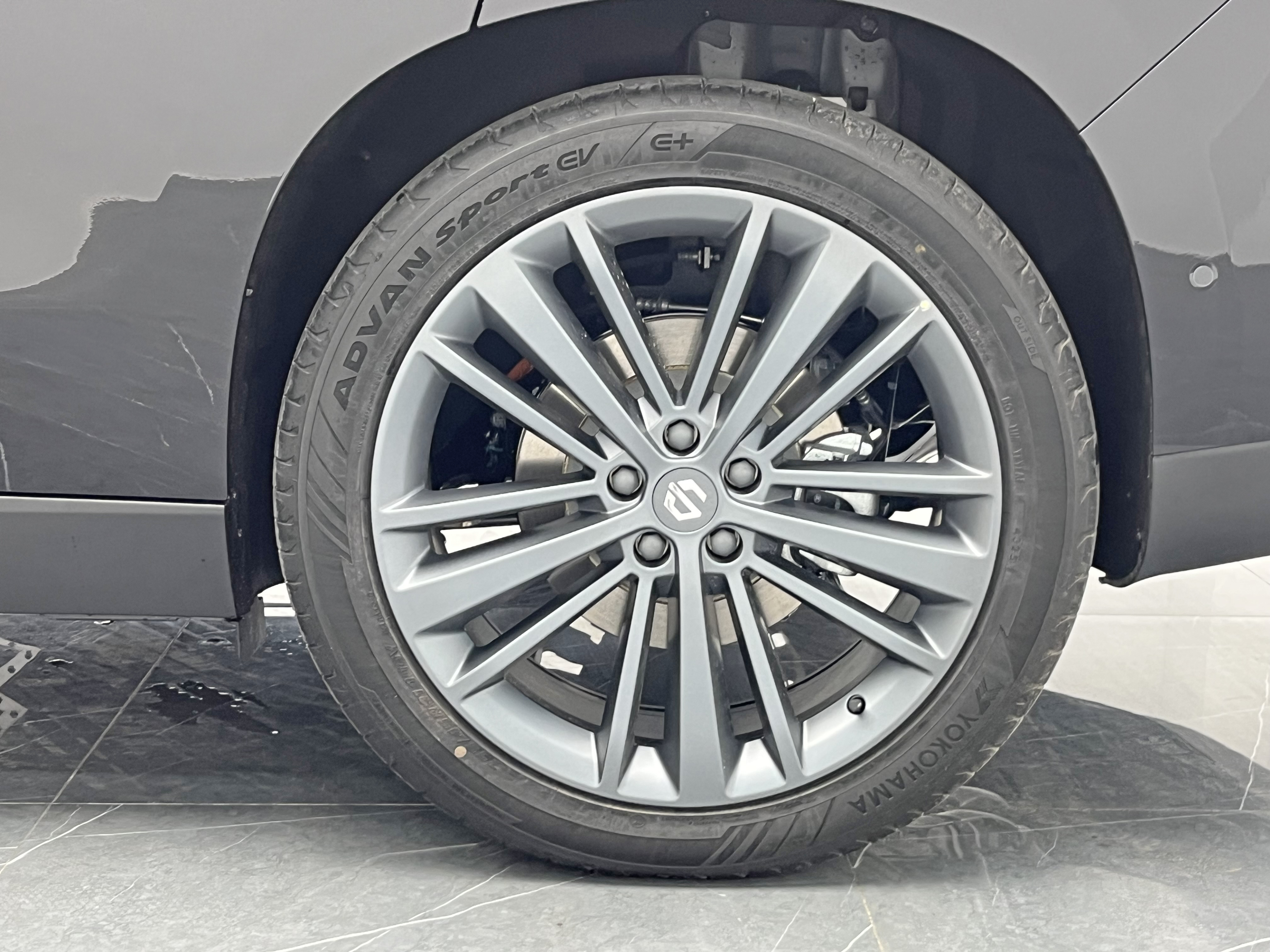 零跑汽车 零跑C16 2025 汽车图片 #29