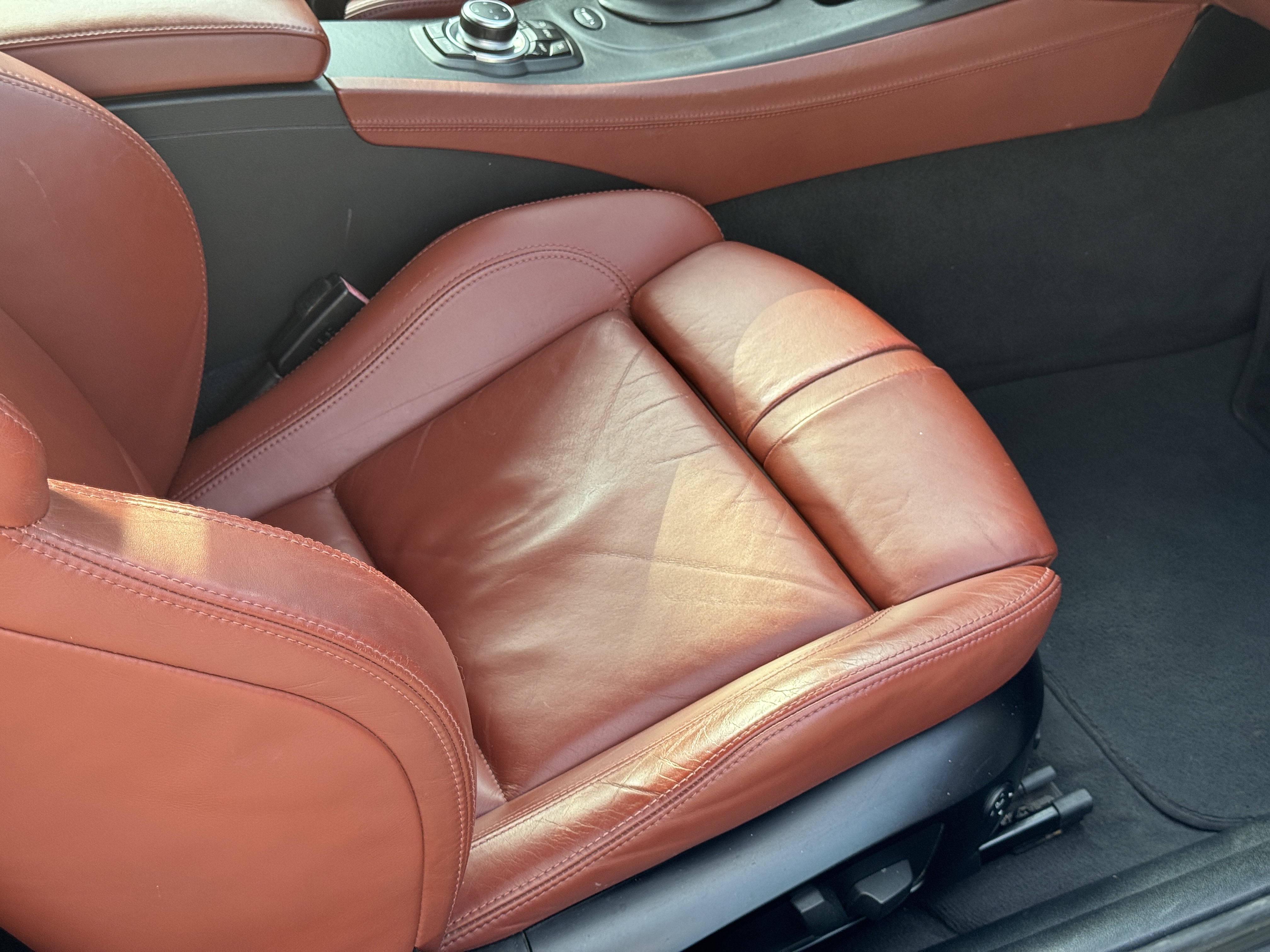 BMW M3 2010 #29 BMW M3 2010 car image #29